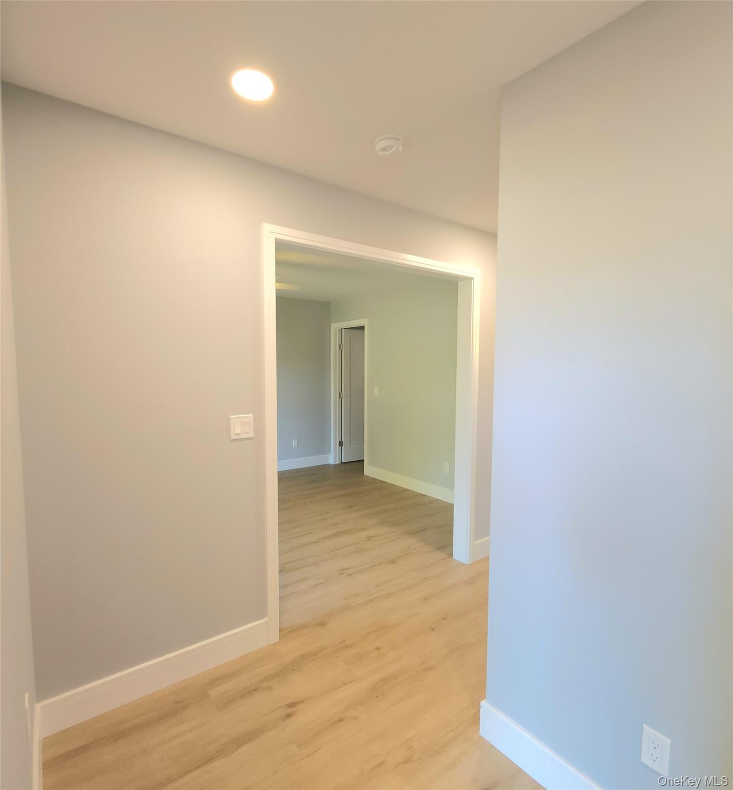 15 Greising Street, Pine Bush, NY 12566