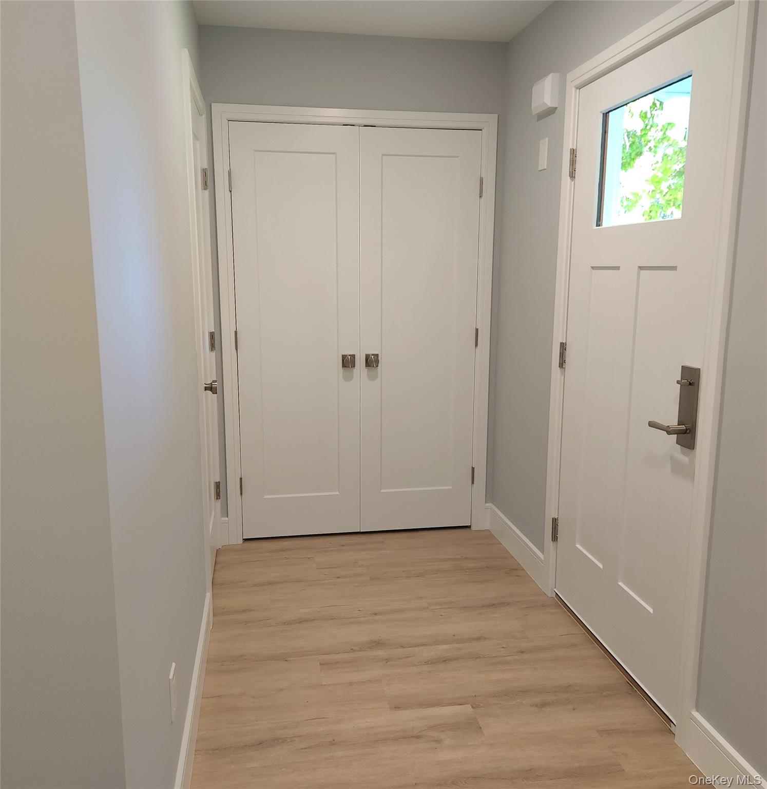 15 Greising Street, Pine Bush, NY 12566