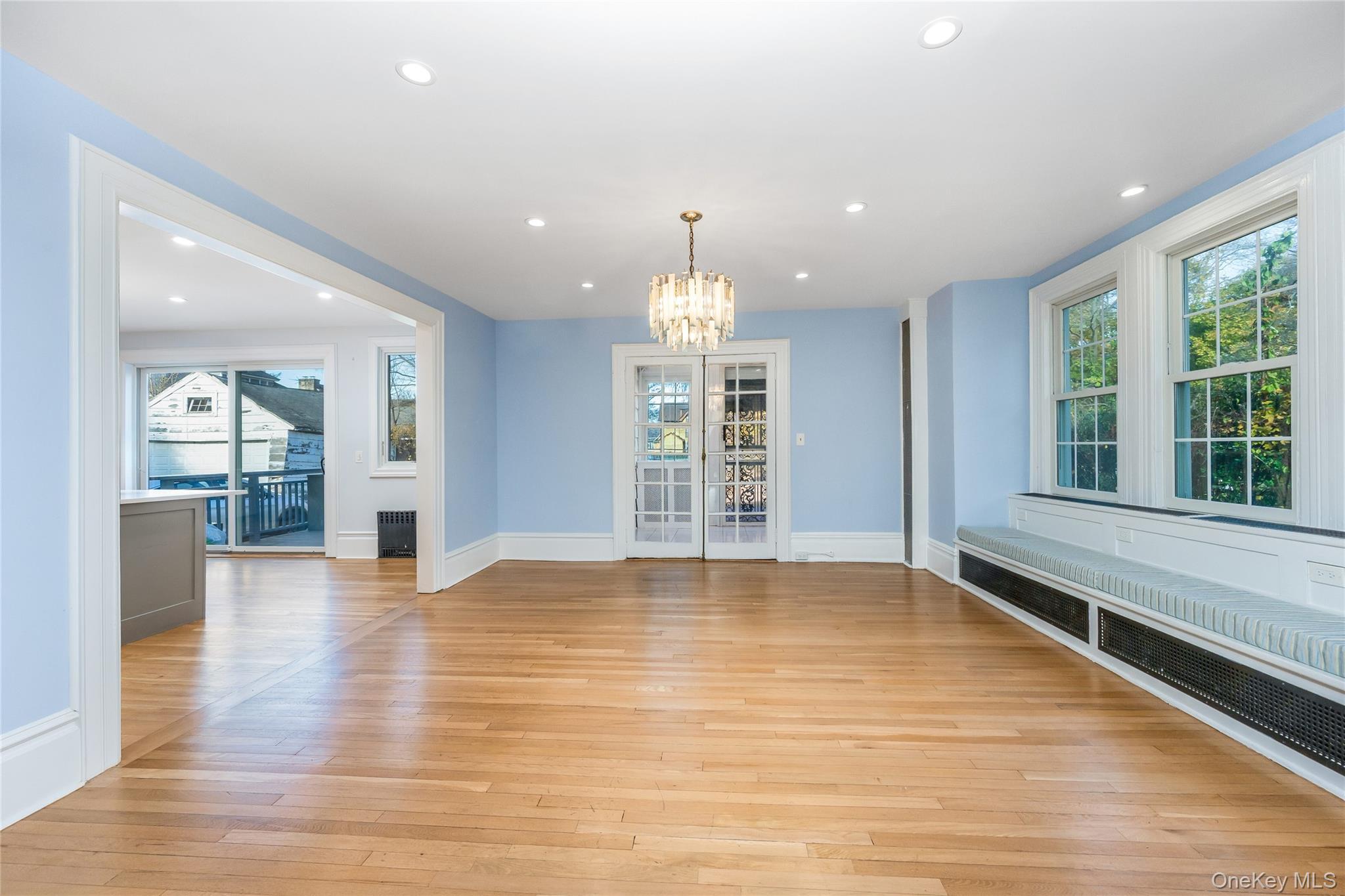 41 French Ridge, New Rochelle, NY 10801