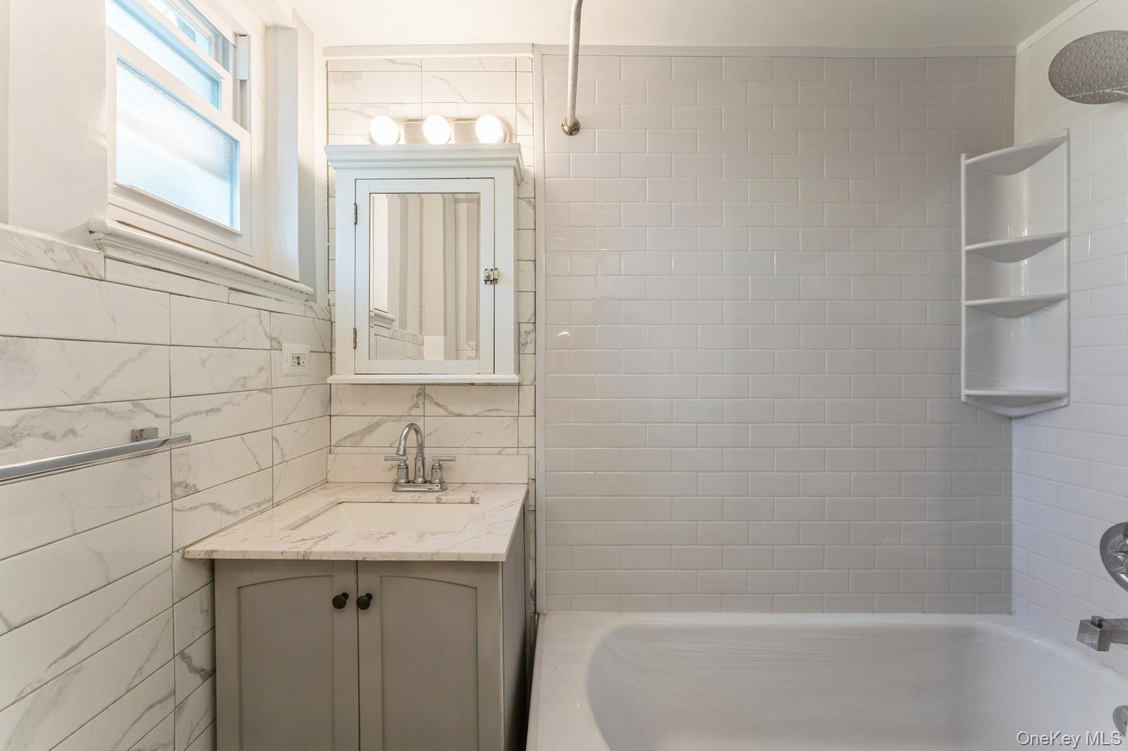 149-32 Union Turnpike # 24-A, Briarwood, NY 11435