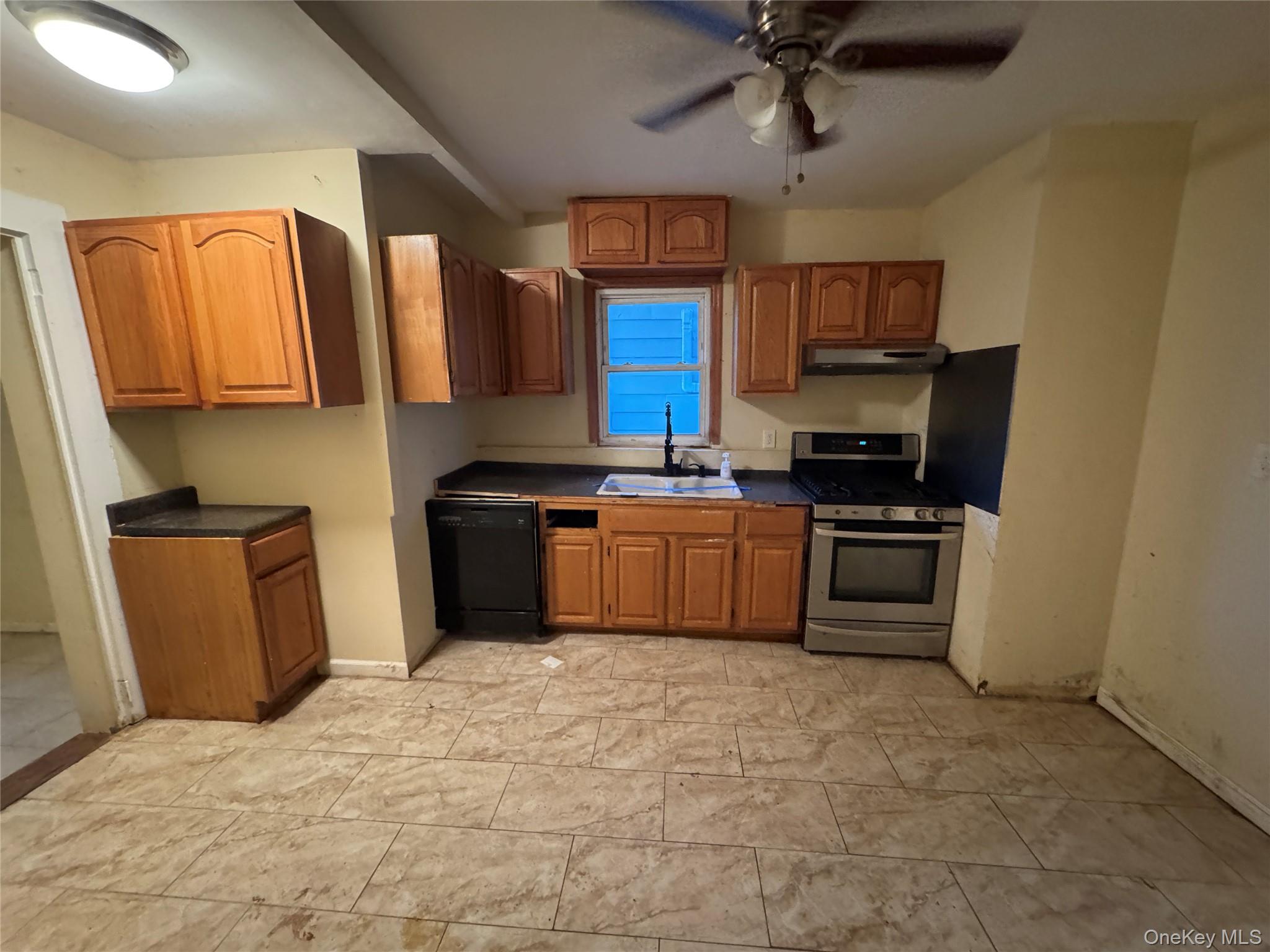 142-06 116th Avenue, Jamaica, NY 11436