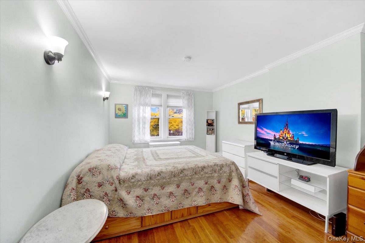 2529 Westervelt Avenue, Bronx, NY 10469