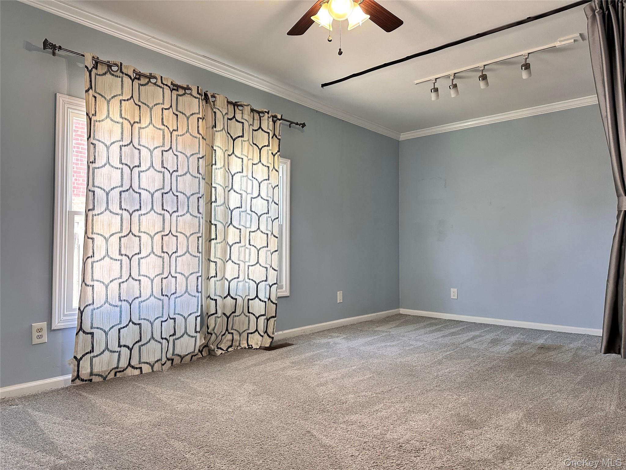 316 S Oyster Bay Road, Syosset, NY 11791