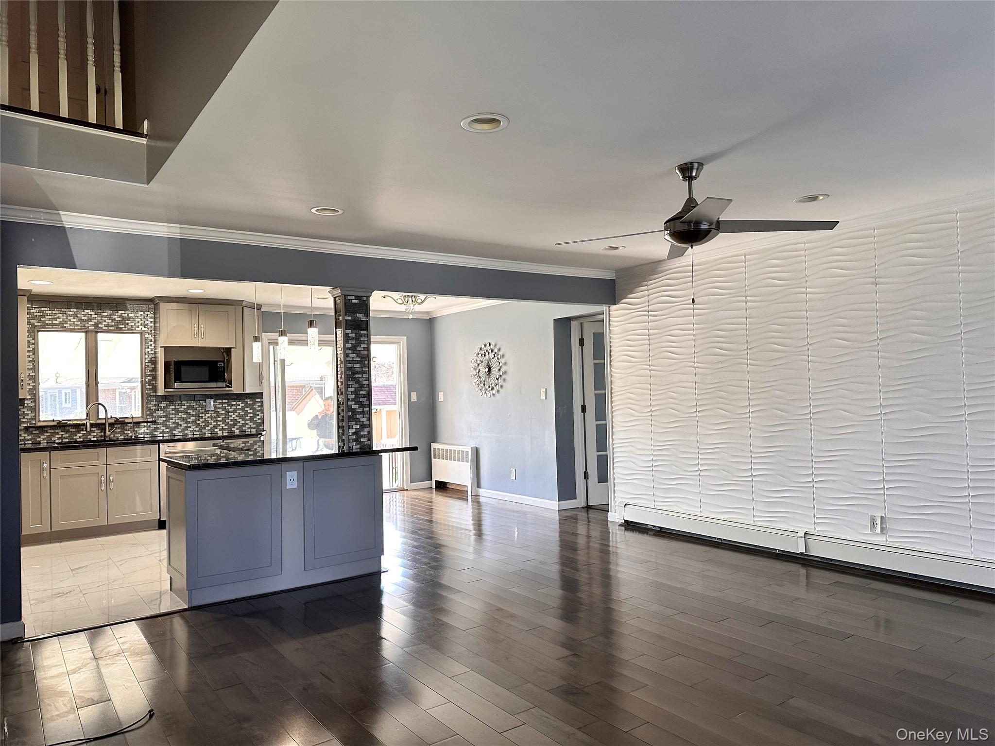 316 S Oyster Bay Road, Syosset, NY 11791