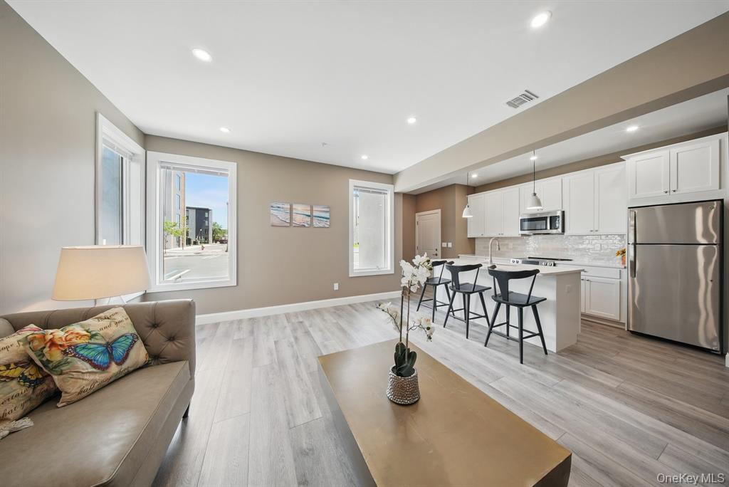 3 Giada Lane # 1, Middletown, NY 10940