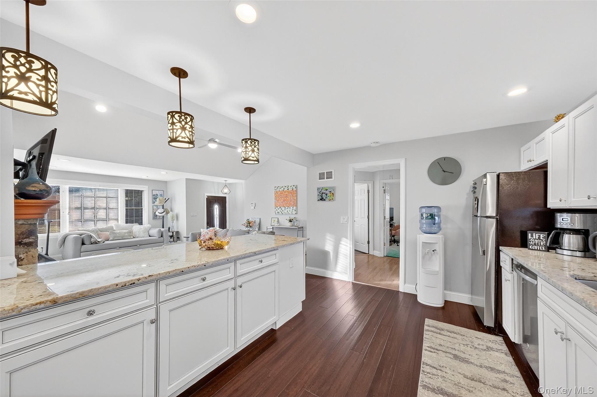 550 Beach Road, Mahopac, NY 10541