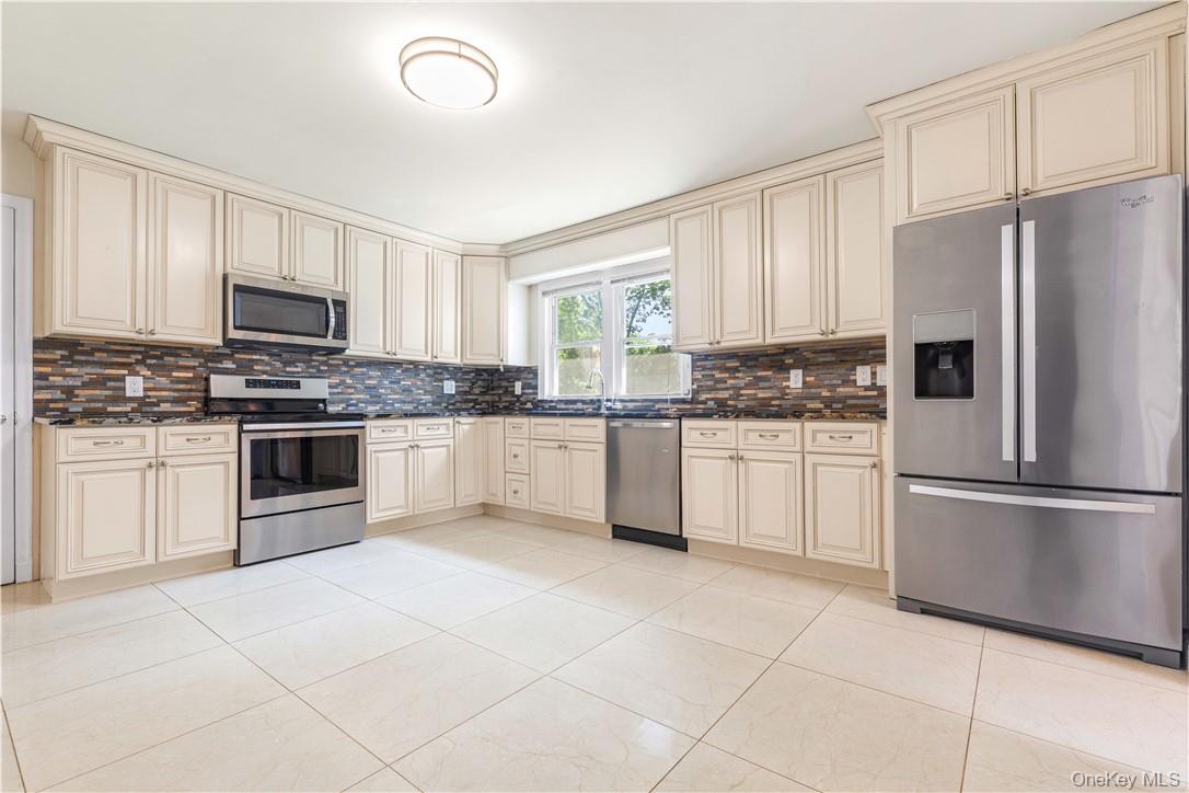 228 Union Avenue, Harrison, NY 10528