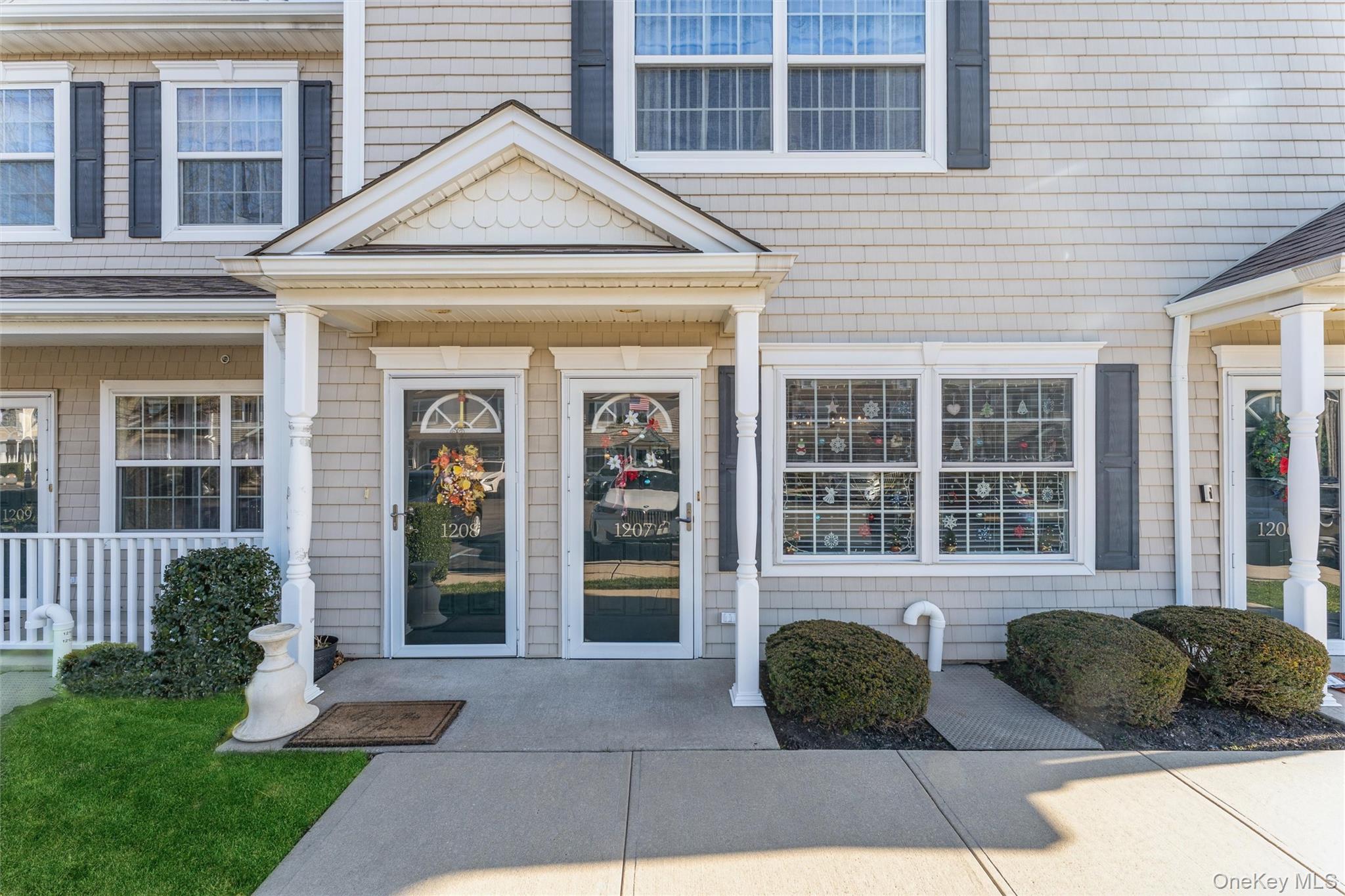 1207 Willow Lane, Valley Stream, NY 11580