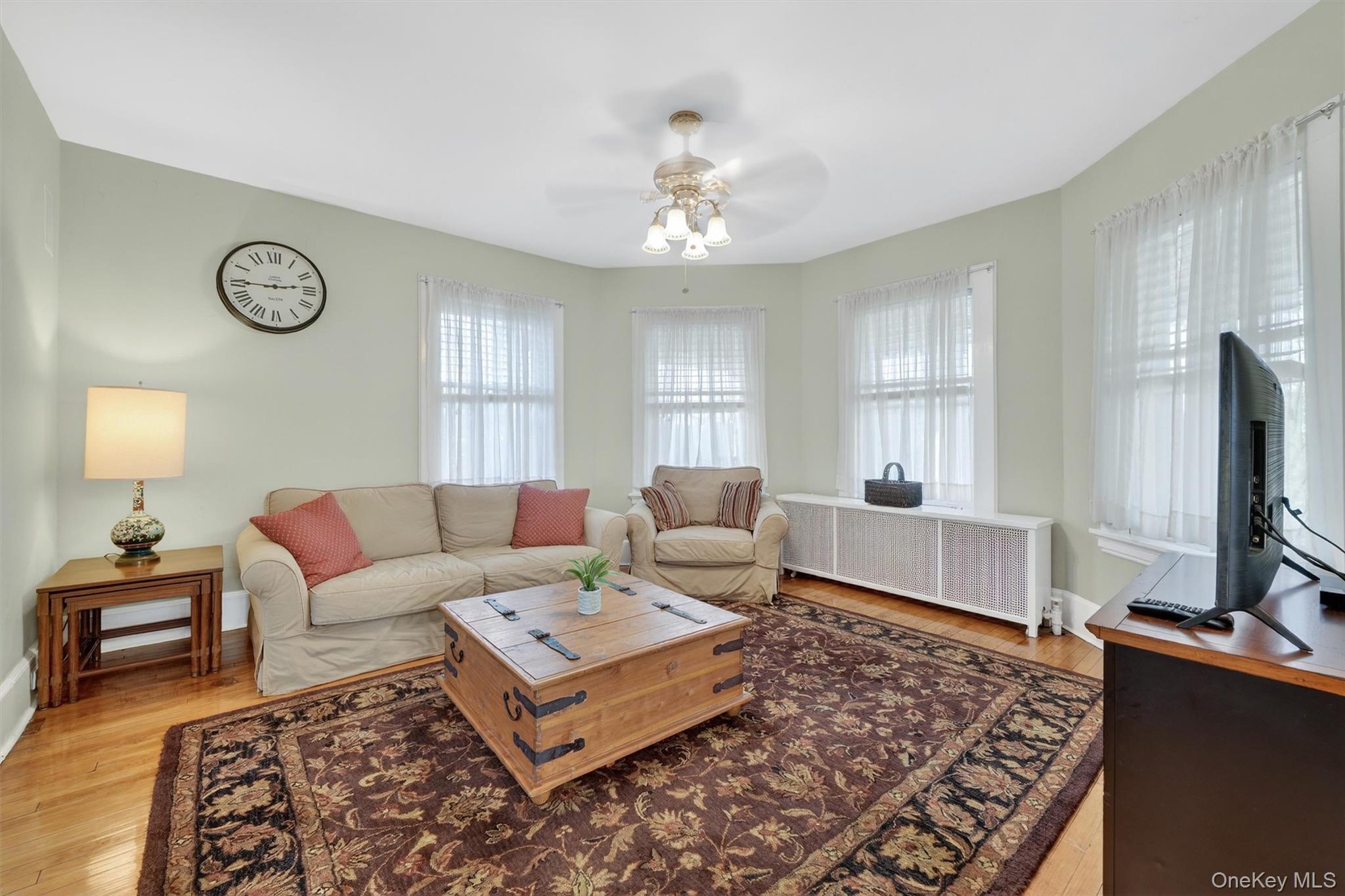 9 Ridgeview Avenue, White Plains, NY 10606