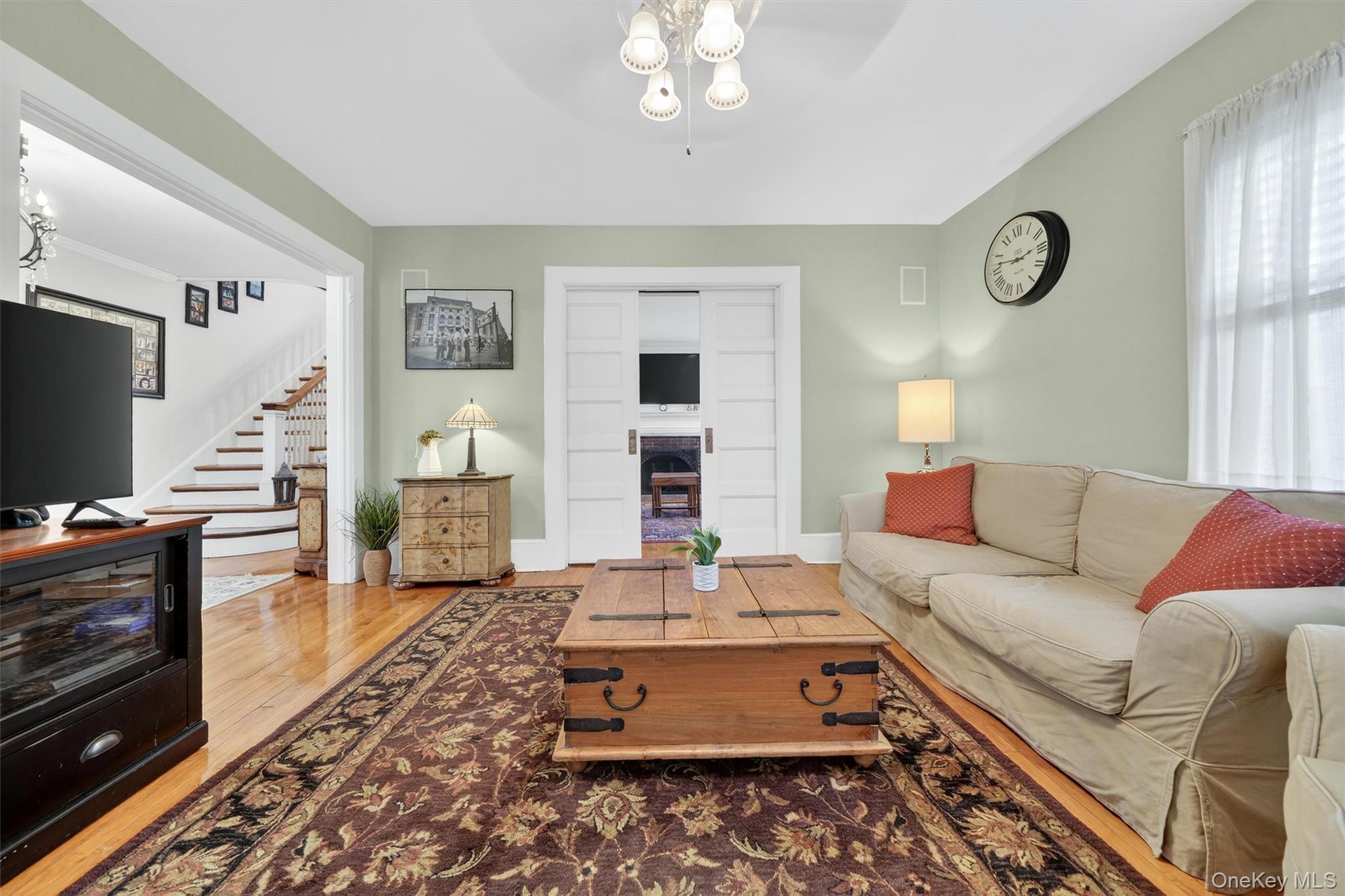 9 Ridgeview Avenue, White Plains, NY 10606