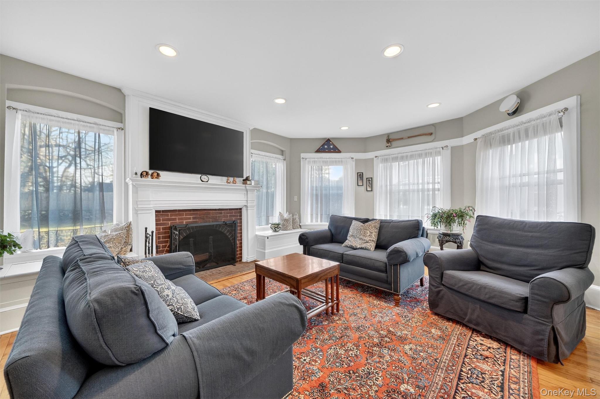 9 Ridgeview Avenue, White Plains, NY 10606