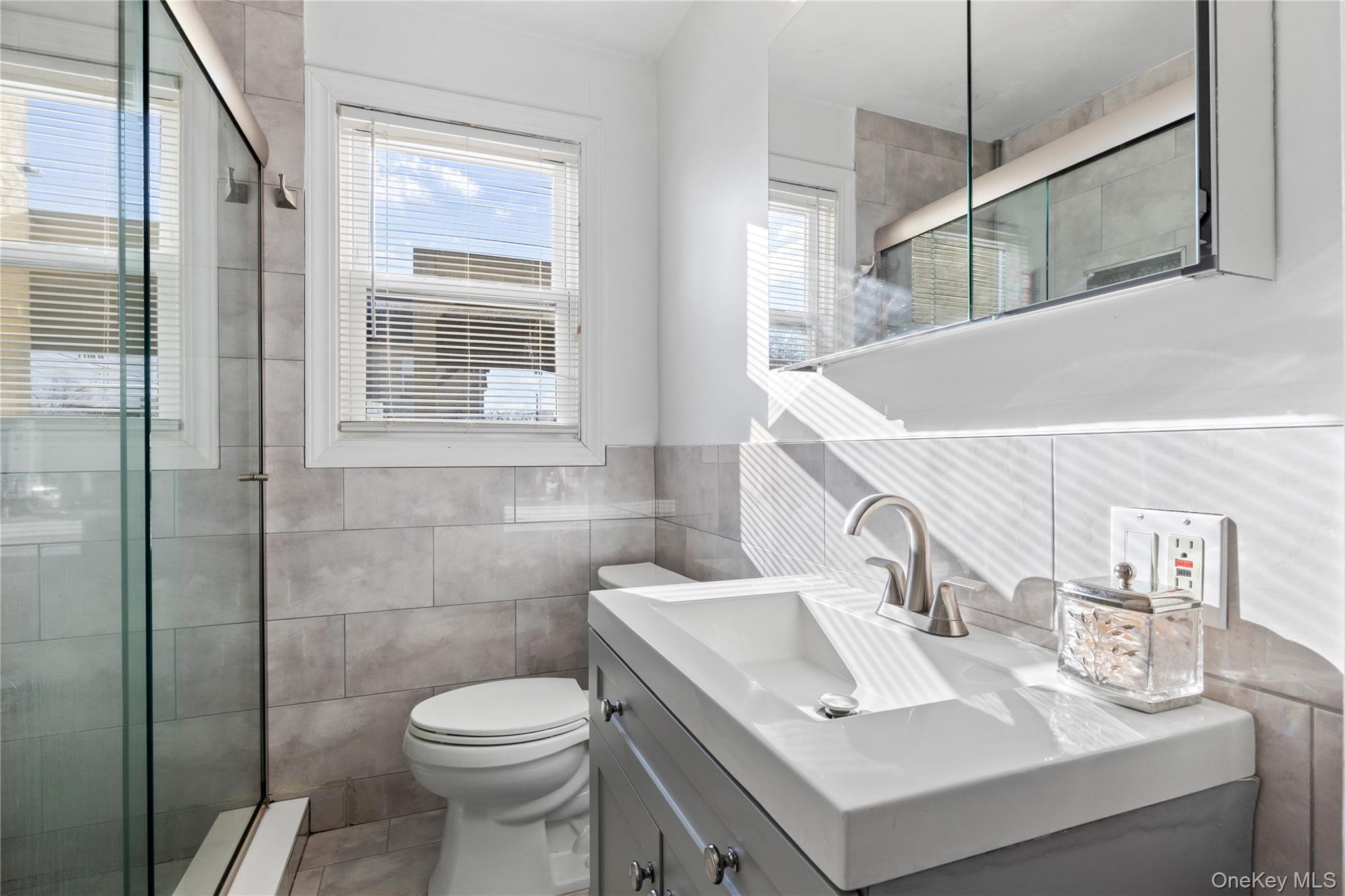 40 Oak Street, Harrison, NY 10528