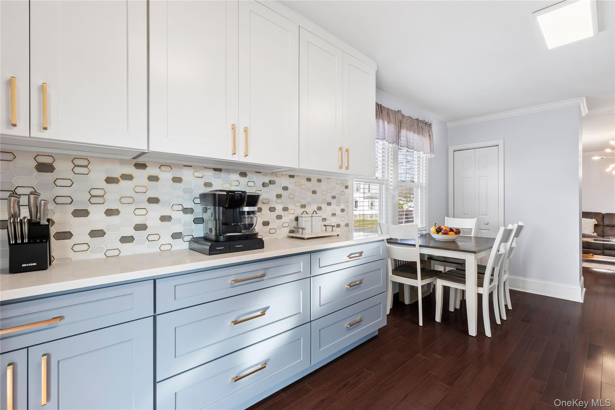 40 Oak Street, Harrison, NY 10528