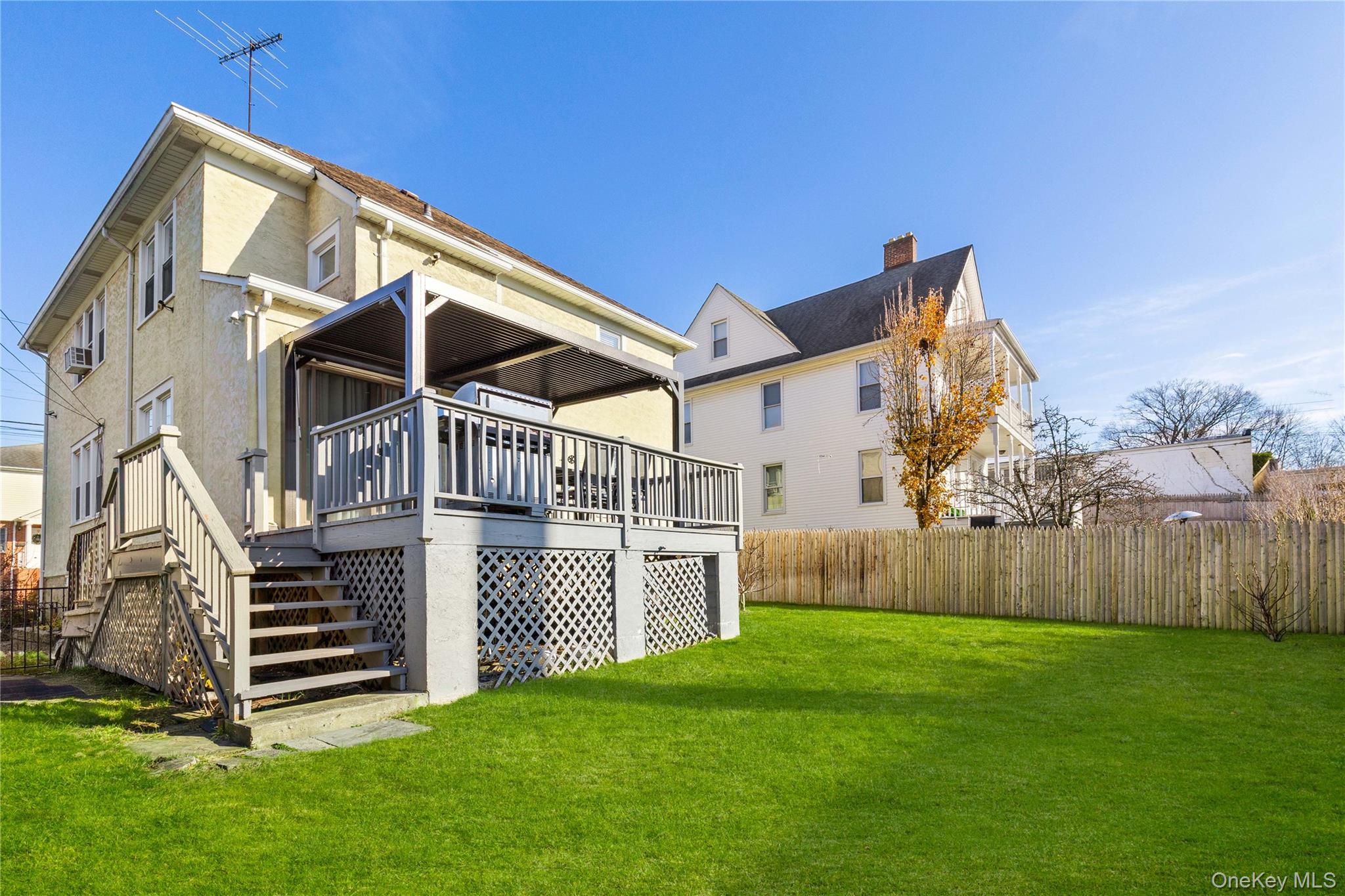 40 Oak Street, Harrison, NY 10528