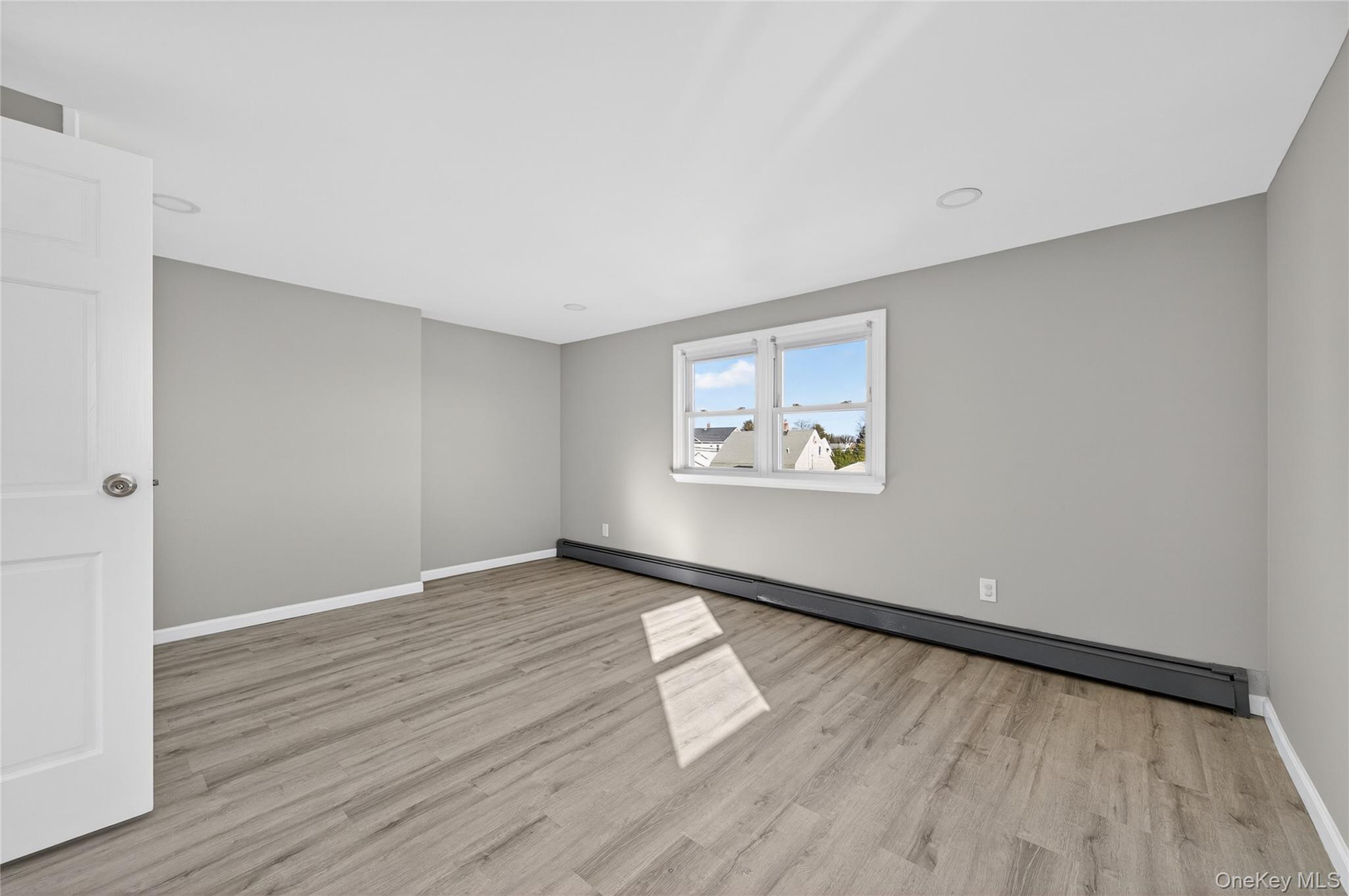 28 Candle Lane, Levittown, NY 11756