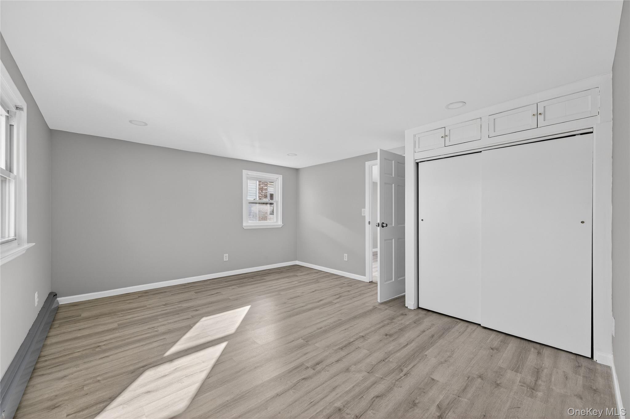 28 Candle Lane, Levittown, NY 11756