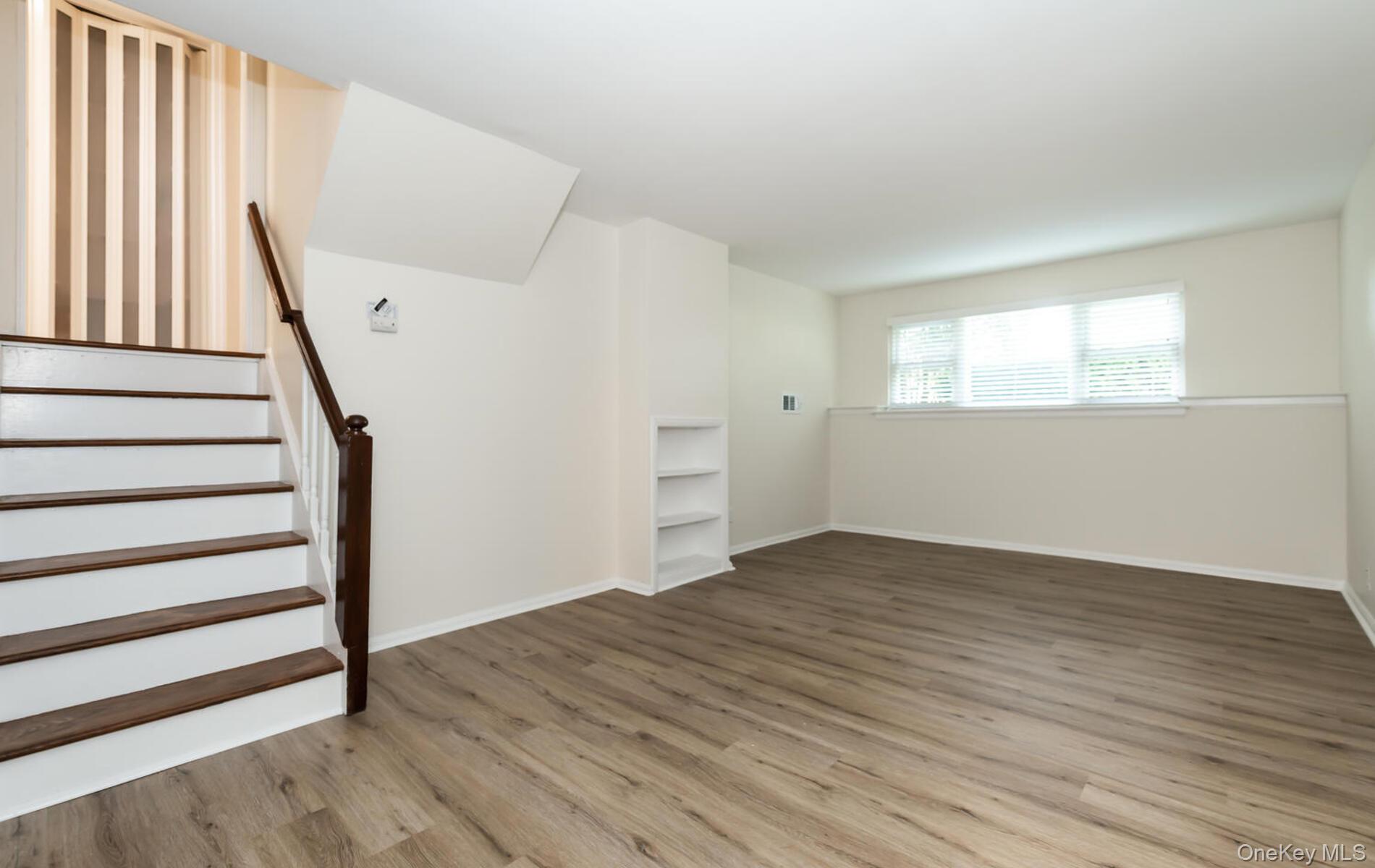 53 East Drive, Garden City, NY 11530