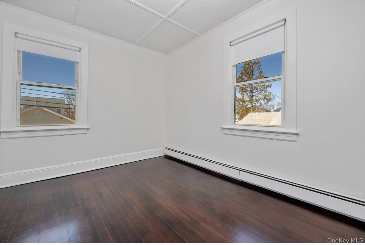 5 Warren Avenue # 1, Bayville, NY 11709