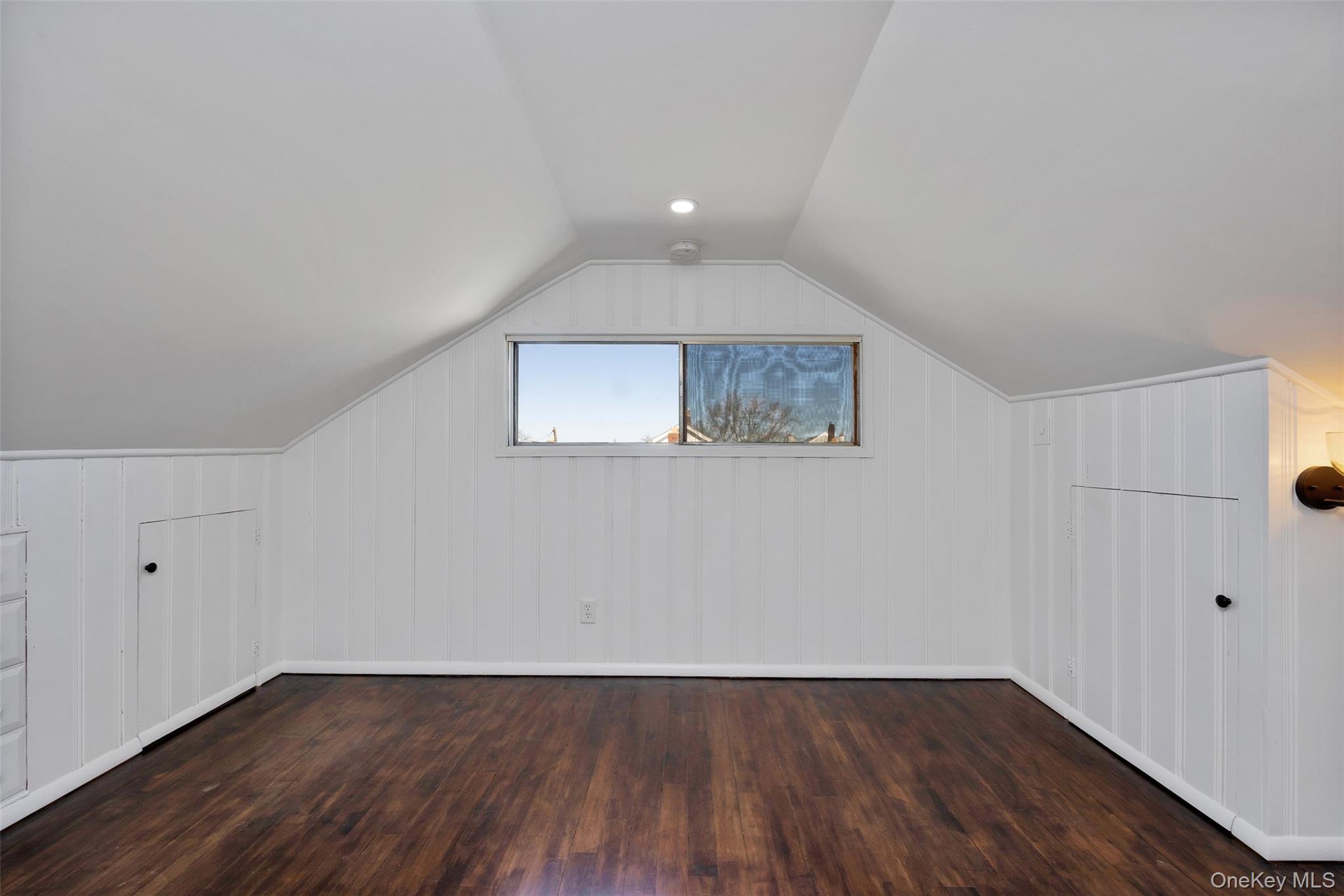 5 Warren Avenue # 1, Bayville, NY 11709