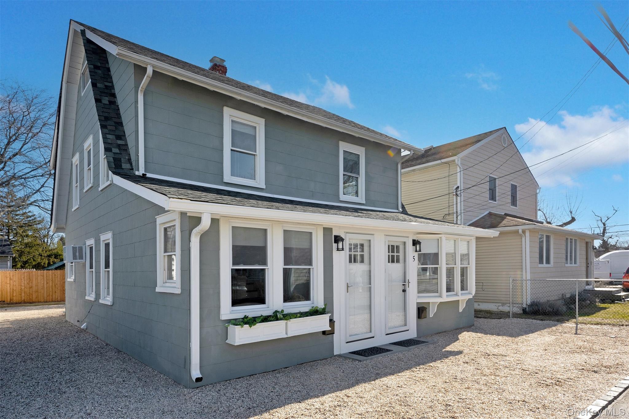 5 Warren Avenue # 1, Bayville, NY 11709