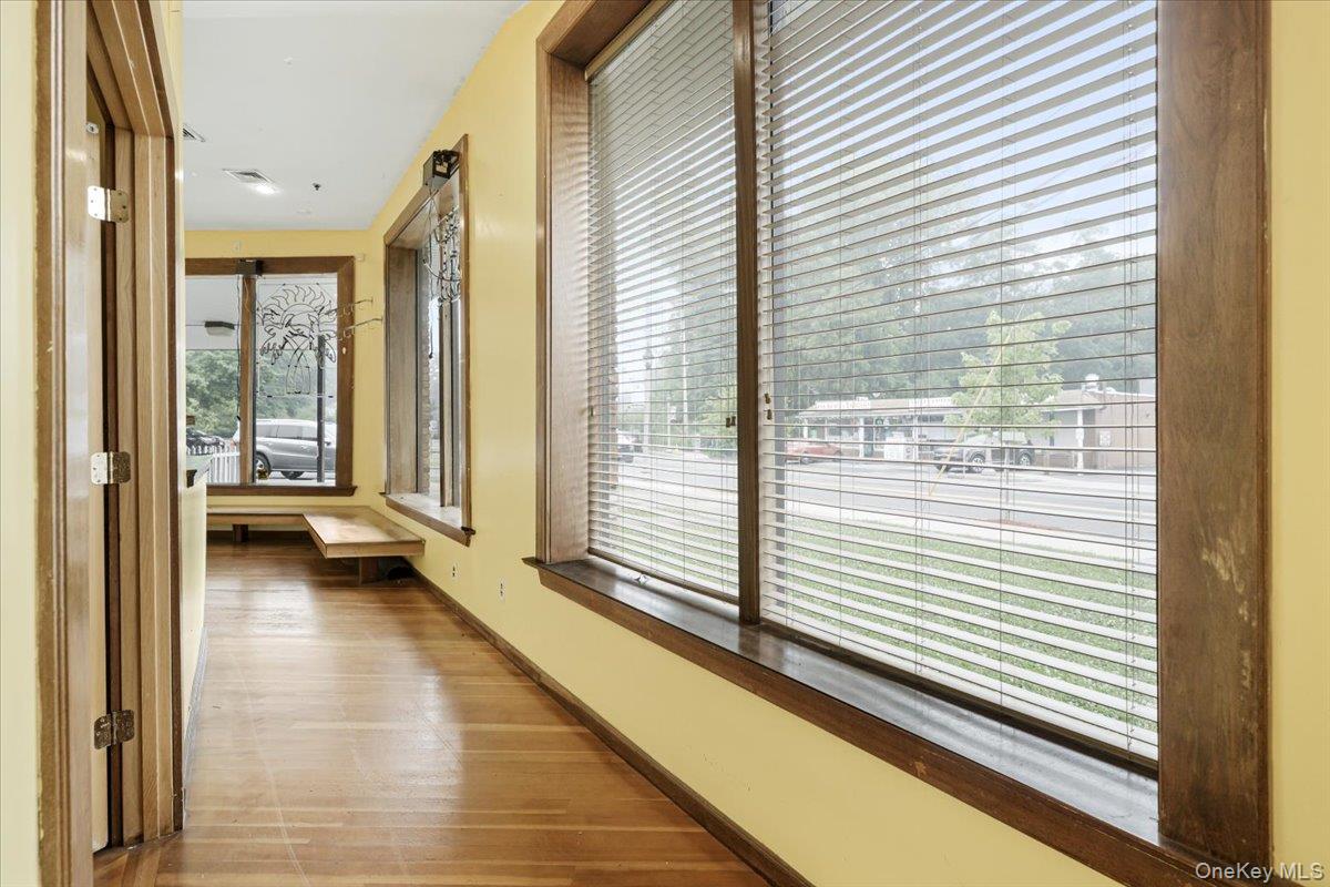 482 Kings Highway, Valley Cottage, NY 10989