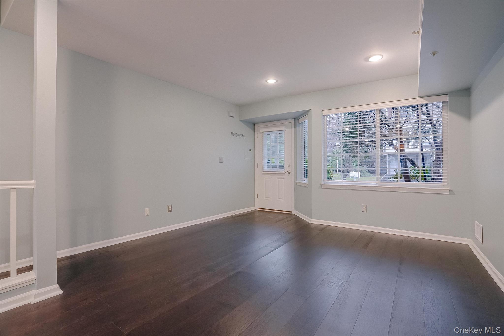 203 Park Ridge Lane, White Plains, NY 10603