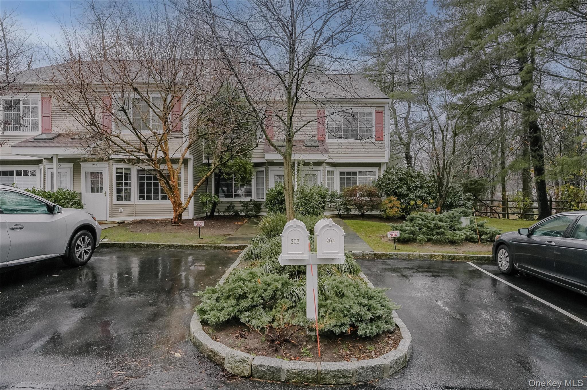 203 Park Ridge Lane, White Plains, NY 10603