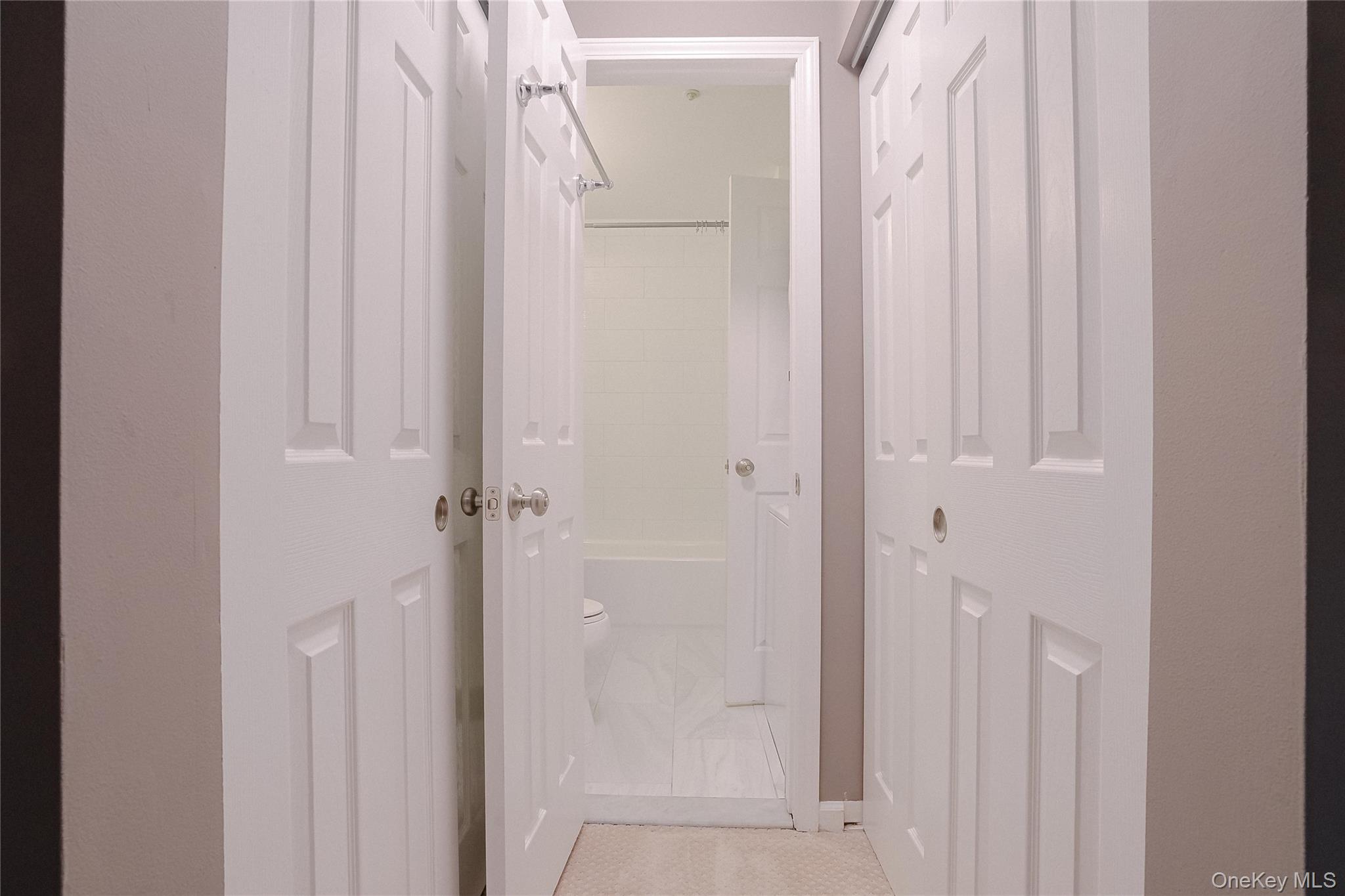 203 Park Ridge Lane, White Plains, NY 10603