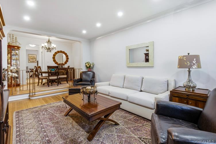 76-36 113 Street # 2M, Forest Hills, NY 11375