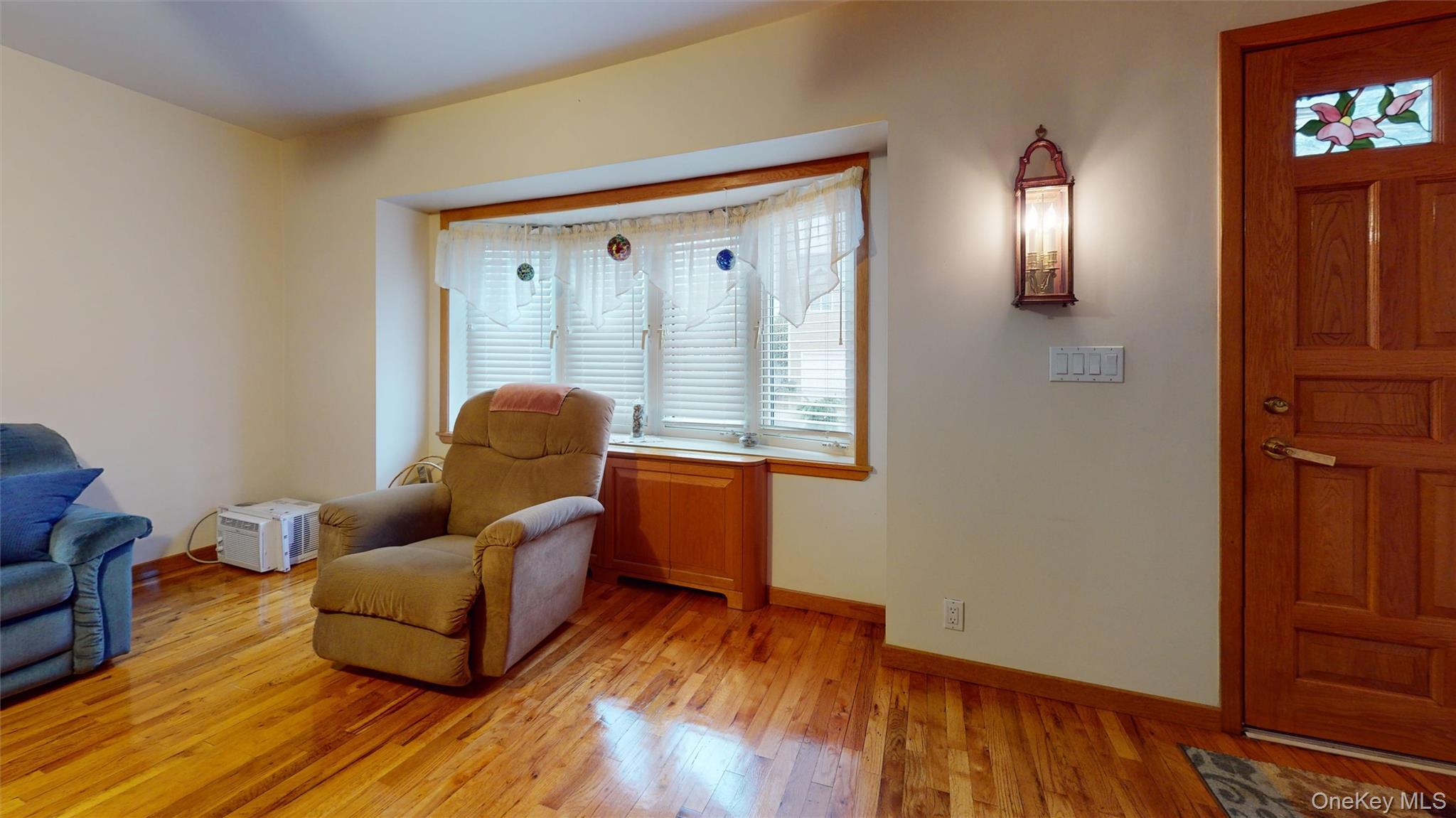 120 Barrymore Boulevard, Franklin Square, NY 11010