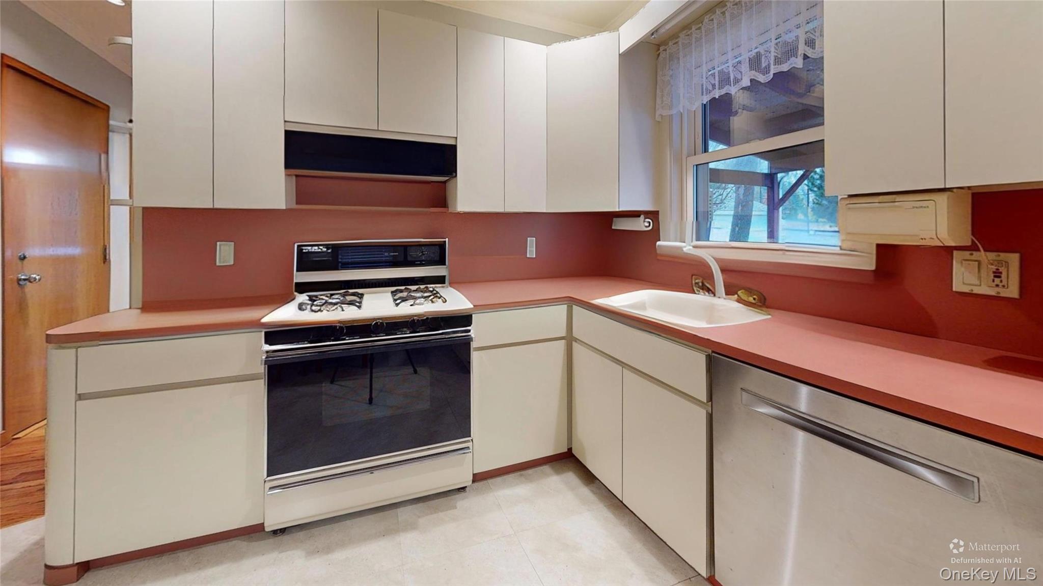 120 Barrymore Boulevard, Franklin Square, NY 11010