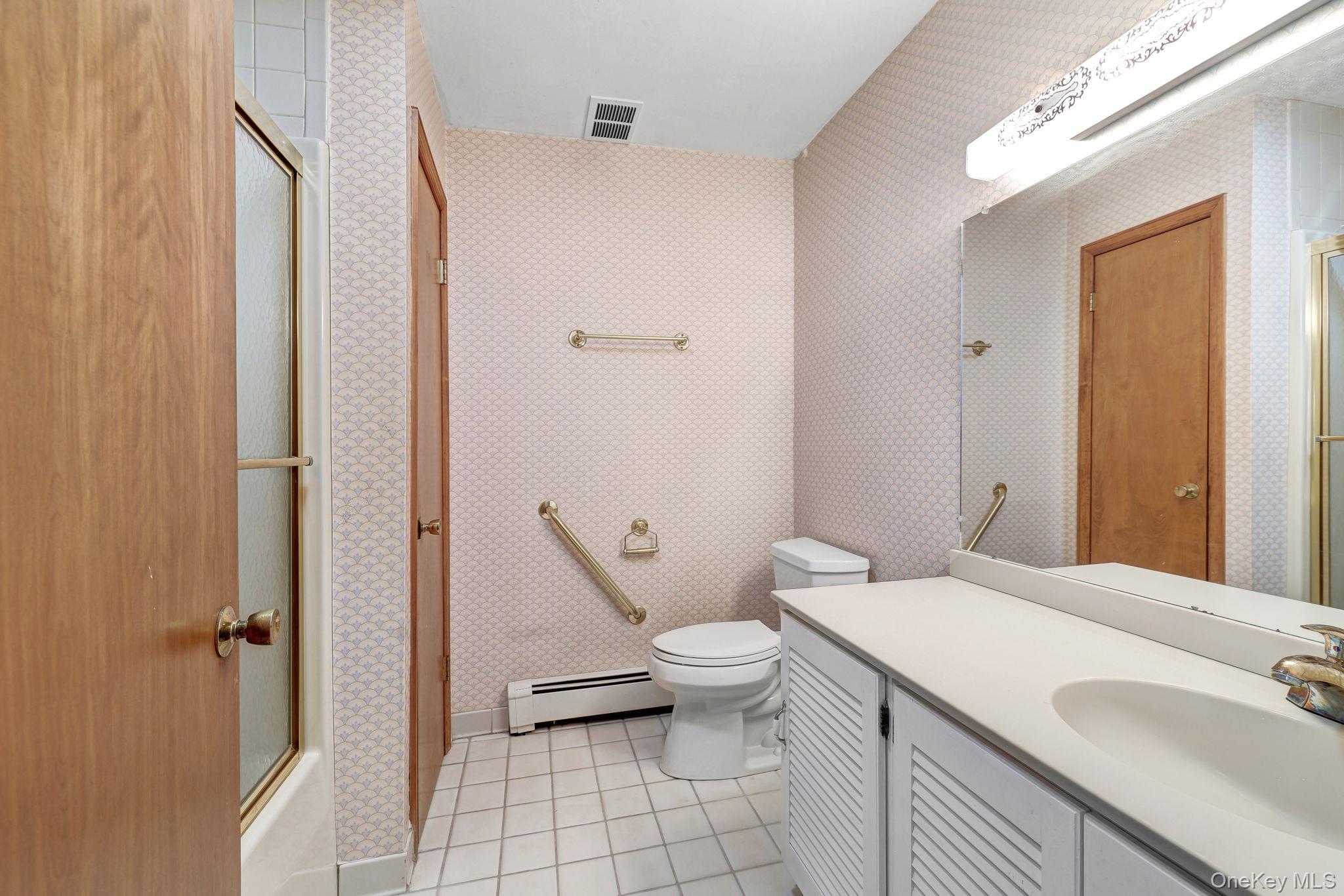 14 Lincoln Terrace, Middletown, NY 10940