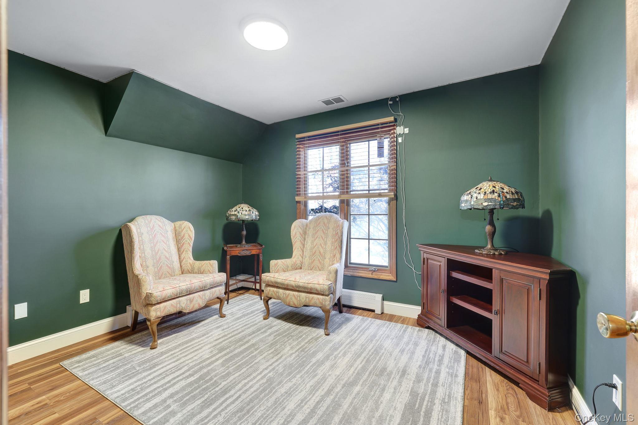 14 Lincoln Terrace, Middletown, NY 10940