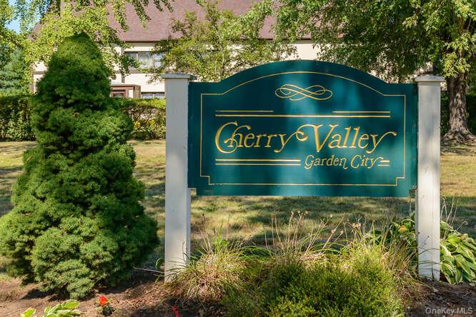 127 Fifteenth Street # E2, Garden City, NY 11530