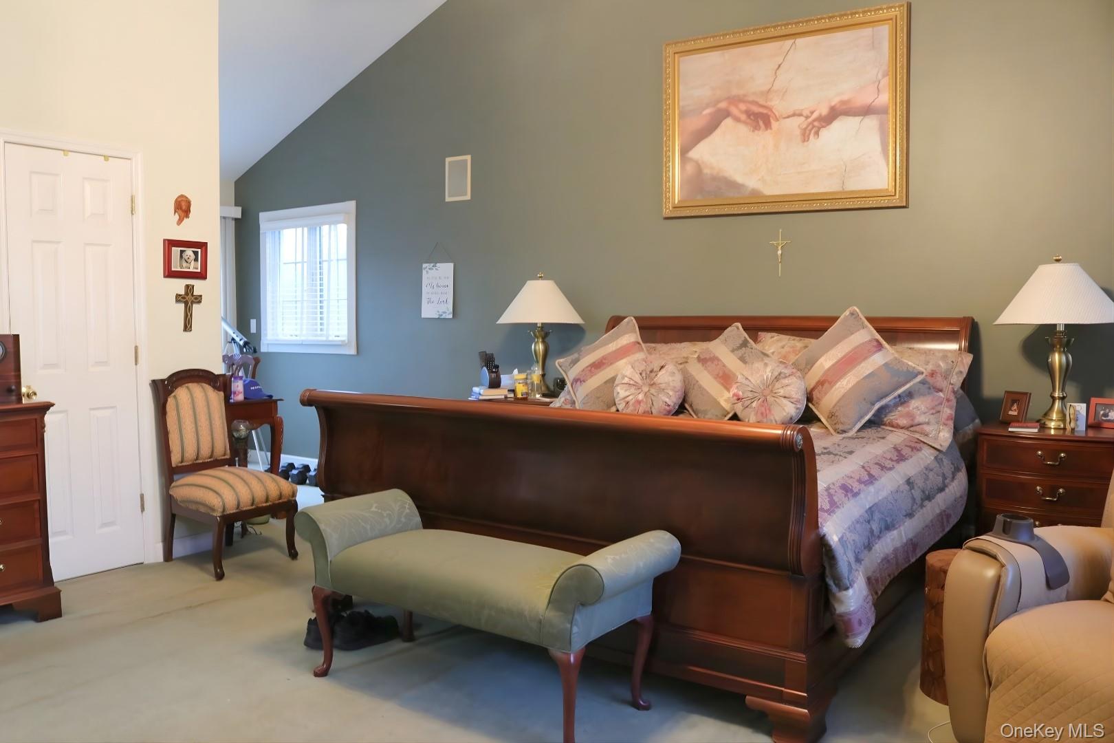 35 Hastings Drive, Ridge, NY 11961