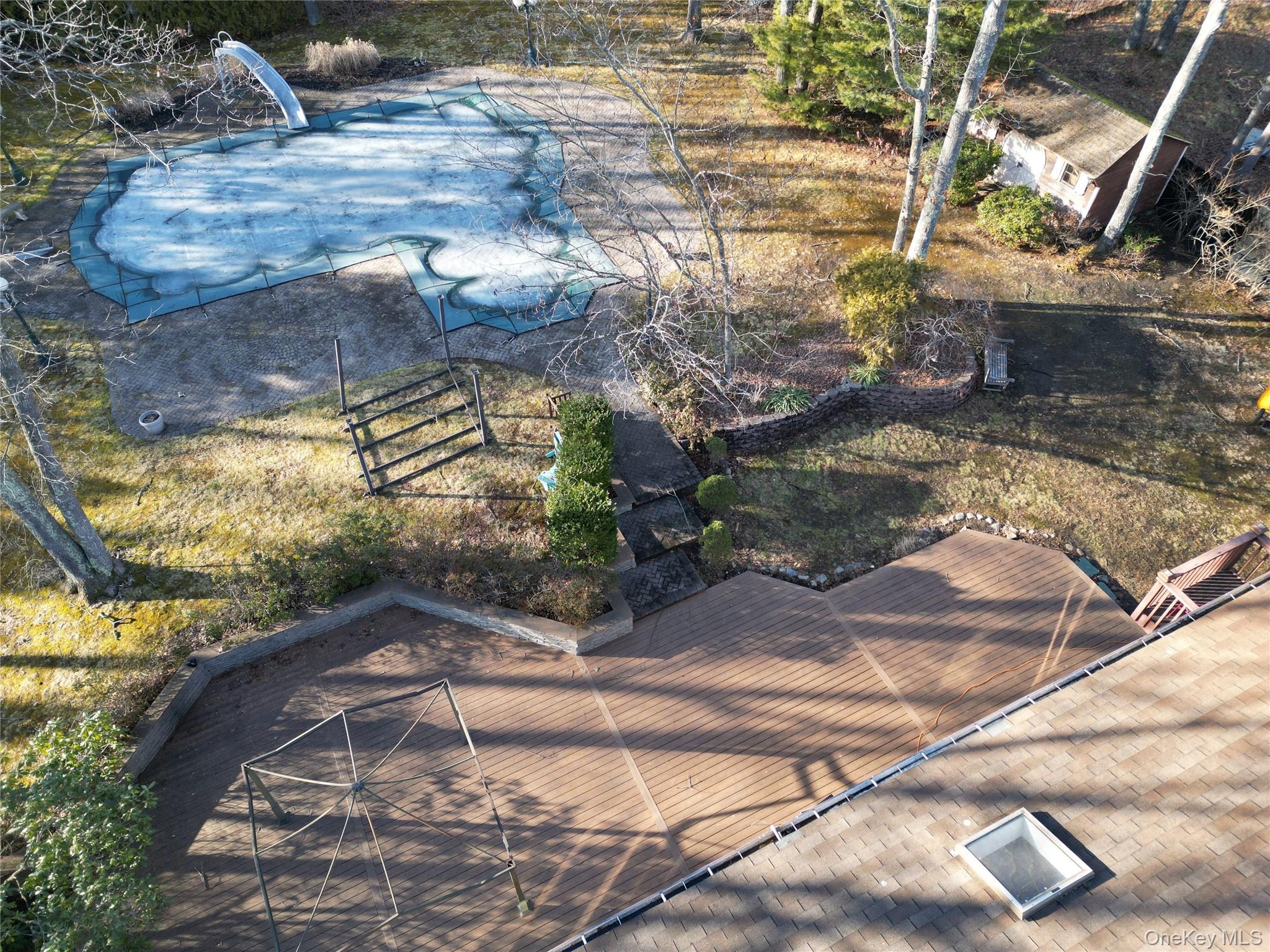 35 Hastings Drive, Ridge, NY 11961