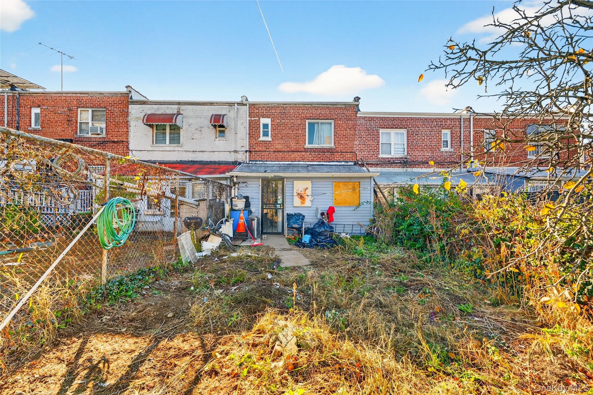 1007 E 215th Street, Bronx, NY 10469