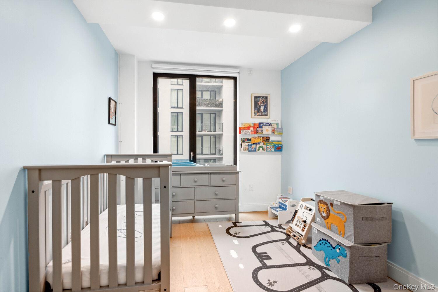 37-14 34TH Street # S3H, Queens, NY 11106