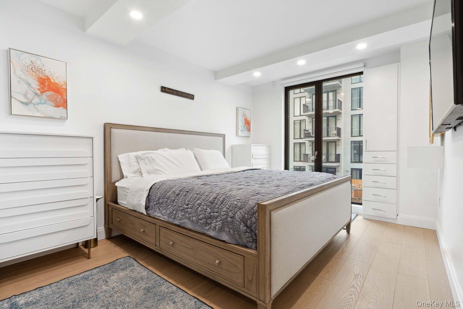 37-14 34TH Street # S3H, Queens, NY 11106