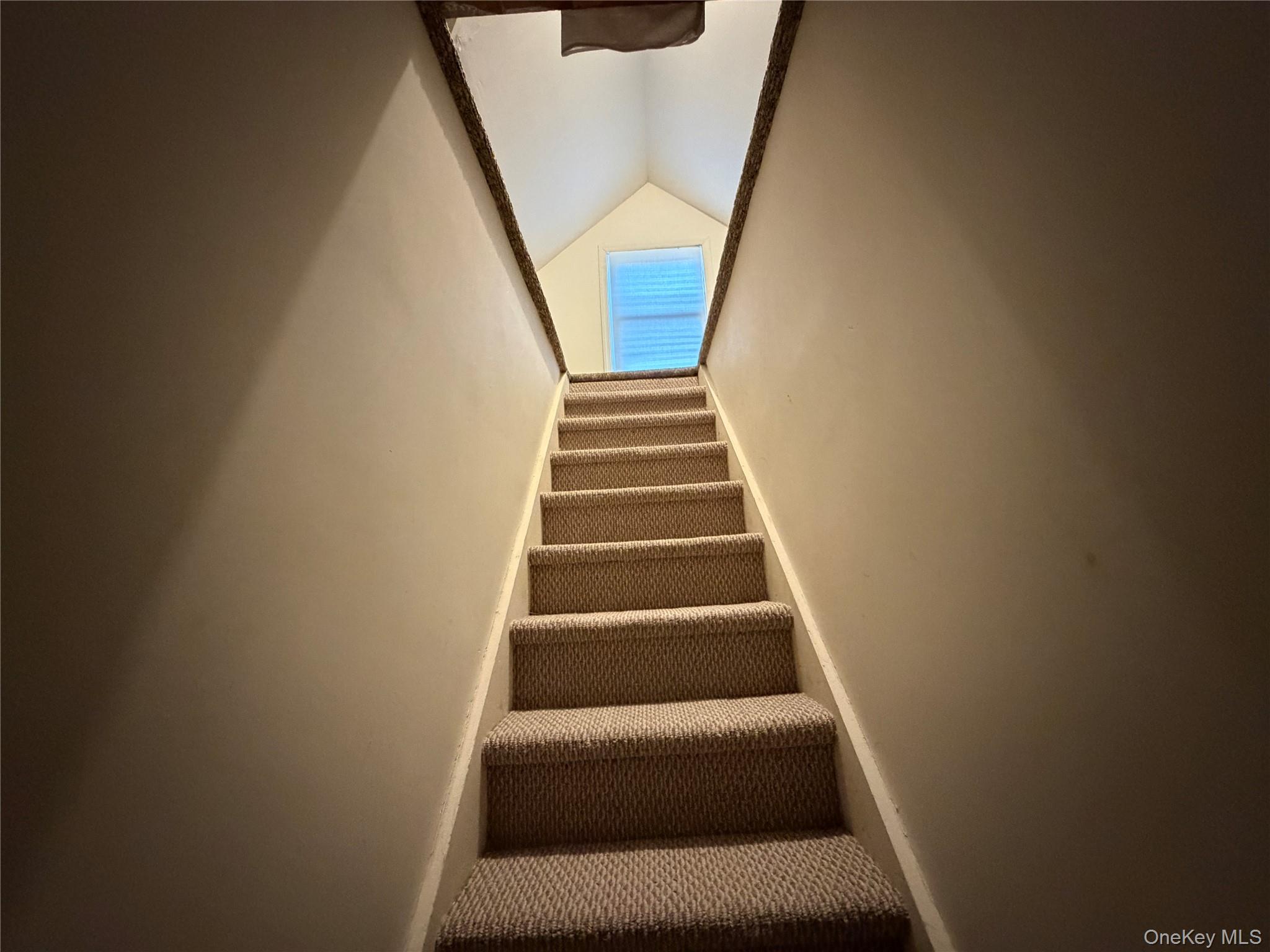 75 Anstice Street # 2- 2nd flr, Oyster Bay, NY 11771