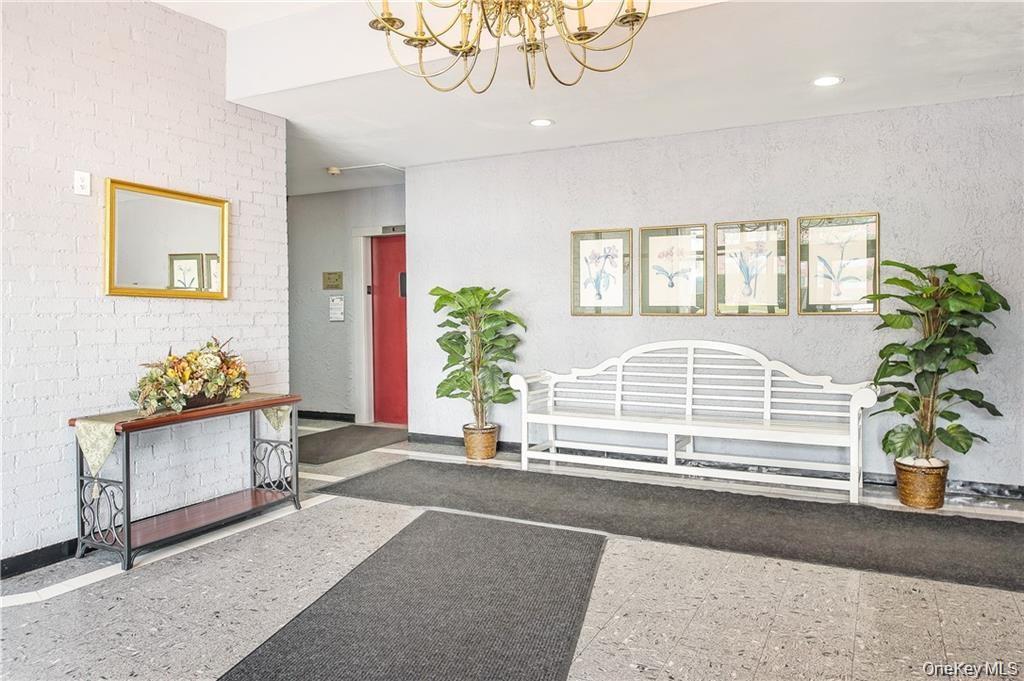 25 Lake Street # 7H, White Plains, NY 10603