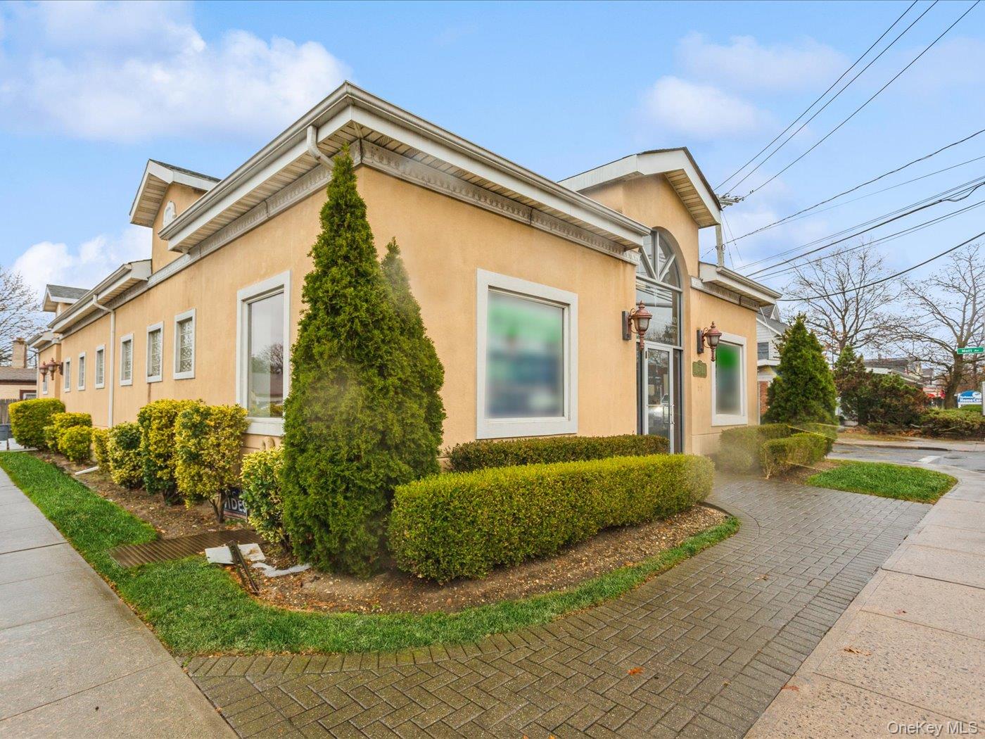 270 Doughty Boulevard, Inwood, NY 11096