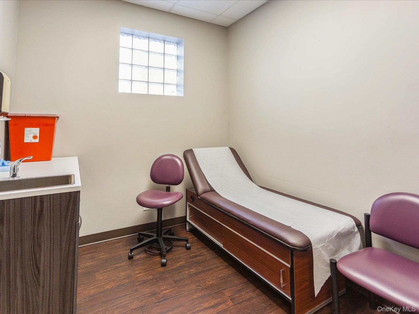 270 Doughty Boulevard, Inwood, NY 11096