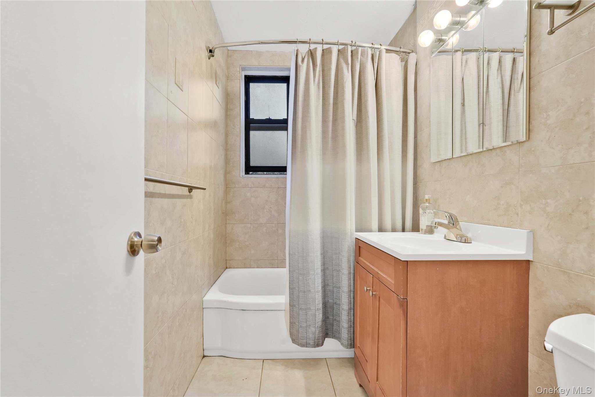 142-15 26th Avenue # 4D, Flushing, NY 11354