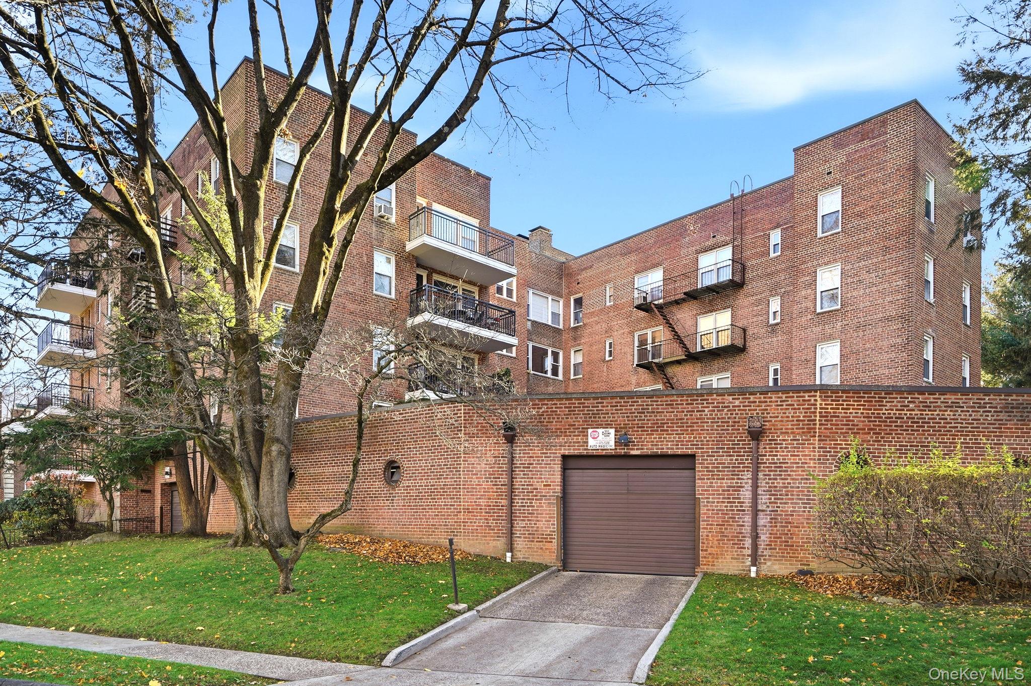 65 Durham Road # 3F, Bronxville, NY 10708