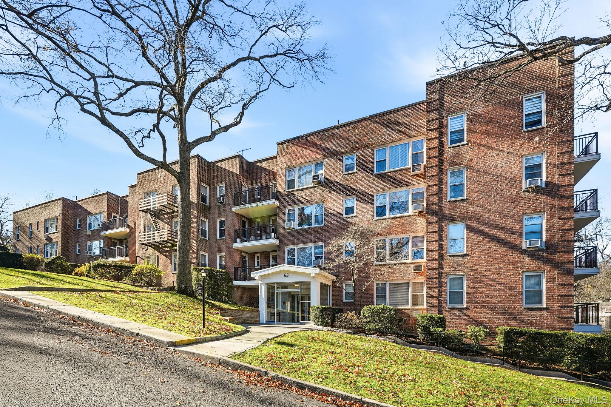 65 Durham Road # 3F, Bronxville, NY 10708