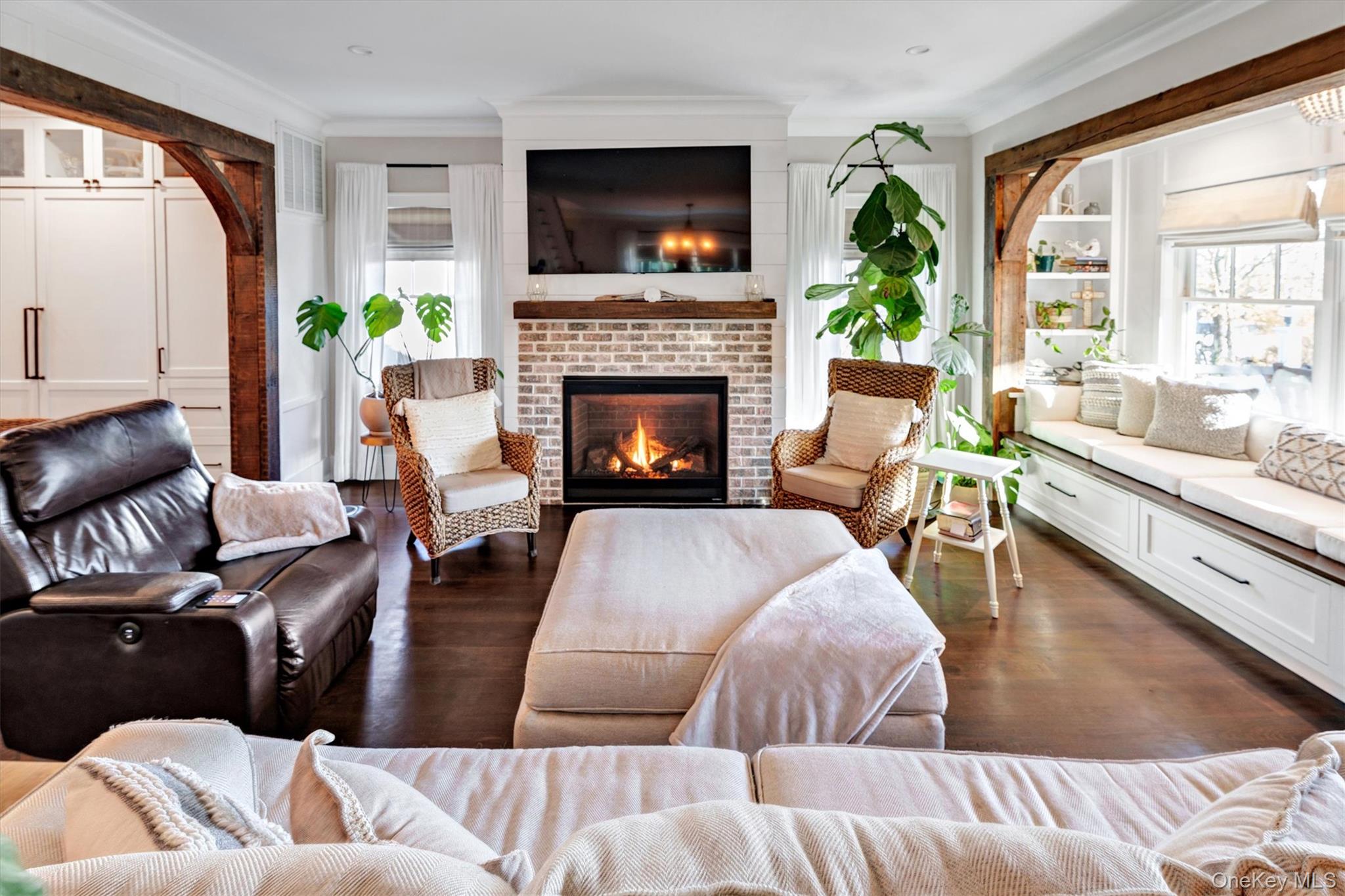 17 Maple Avenue, East Moriches, NY 11940