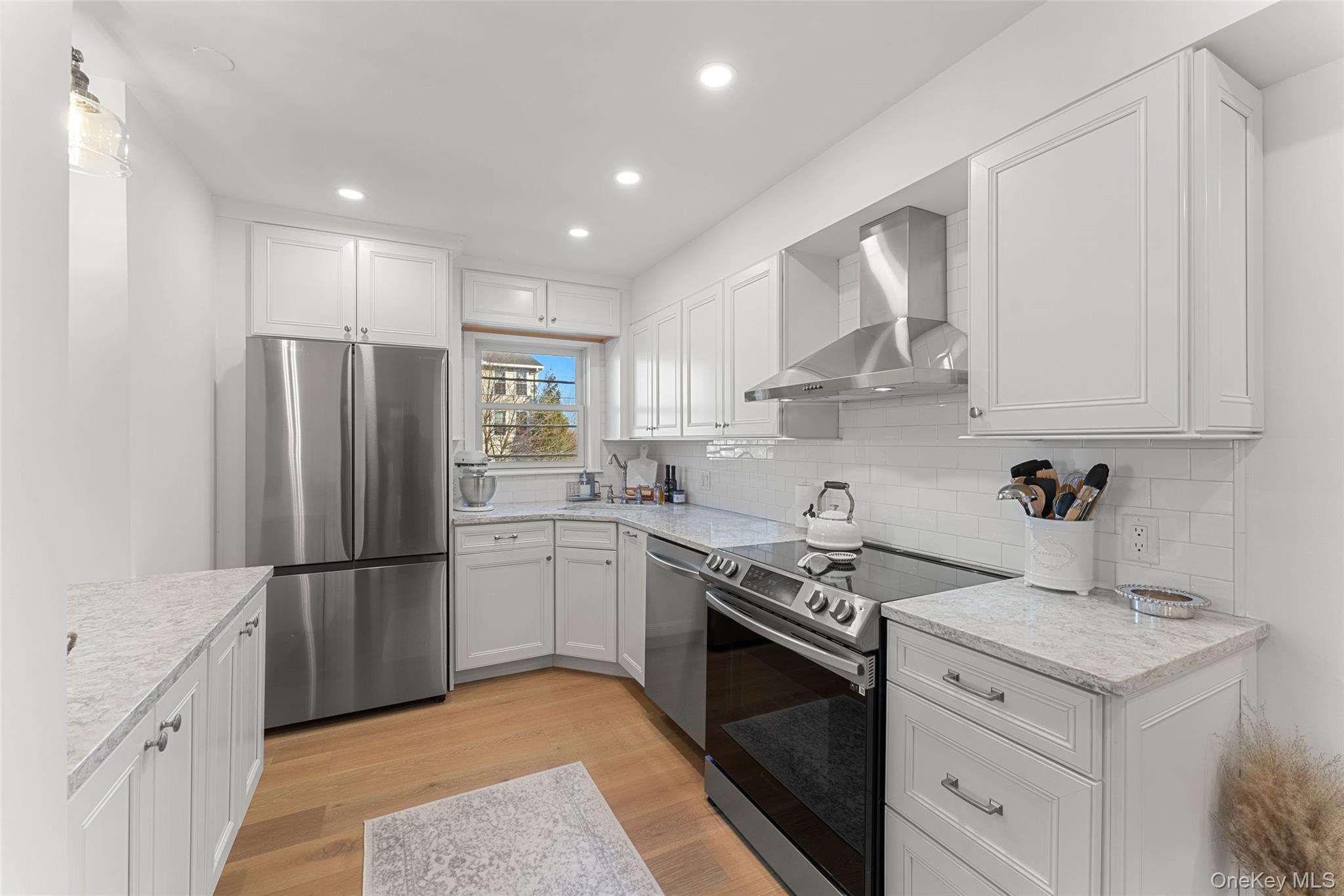 36 Greenridge Avenue # 302, White Plains, NY 10605