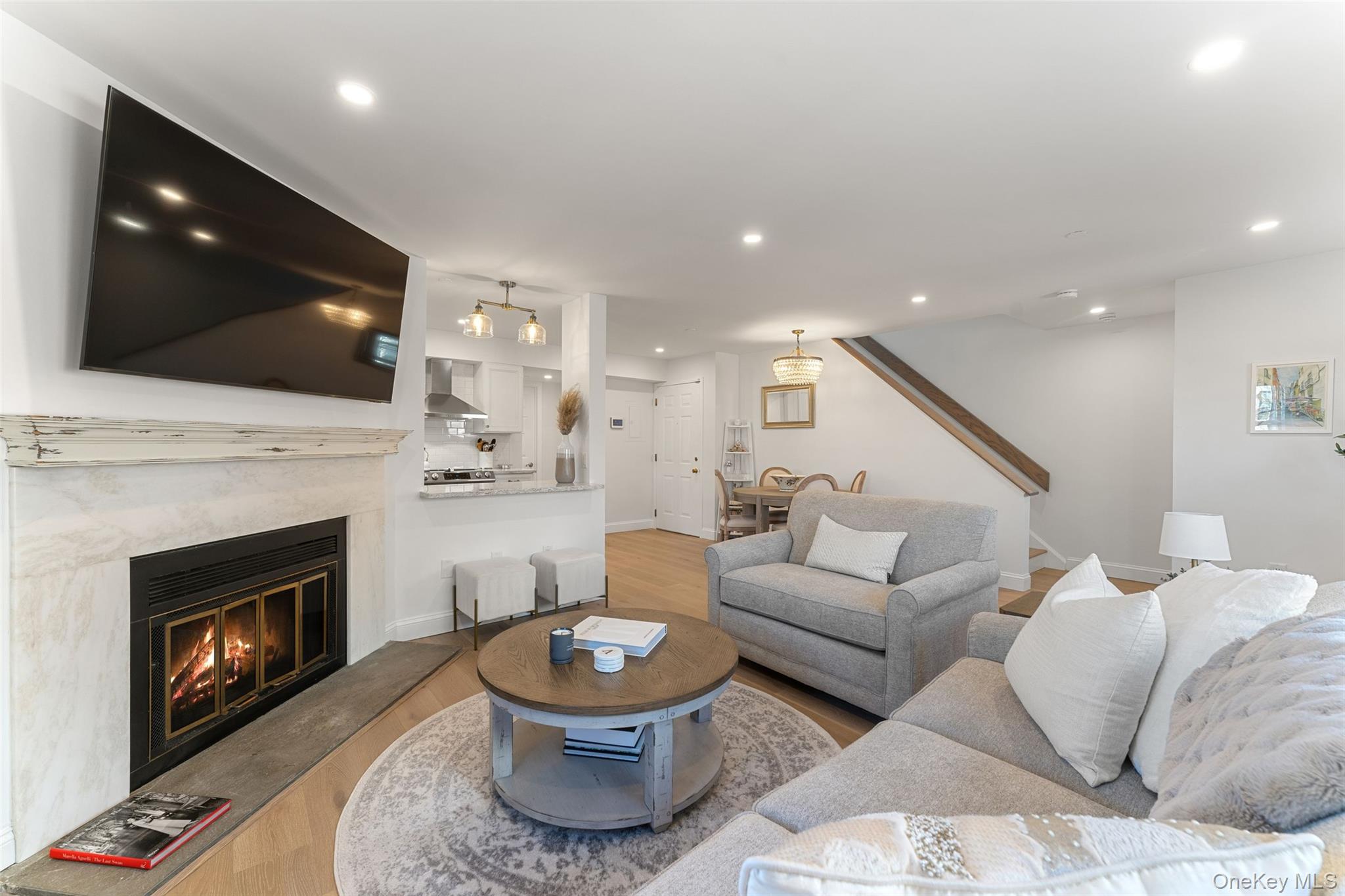 36 Greenridge Avenue # 302, White Plains, NY 10605