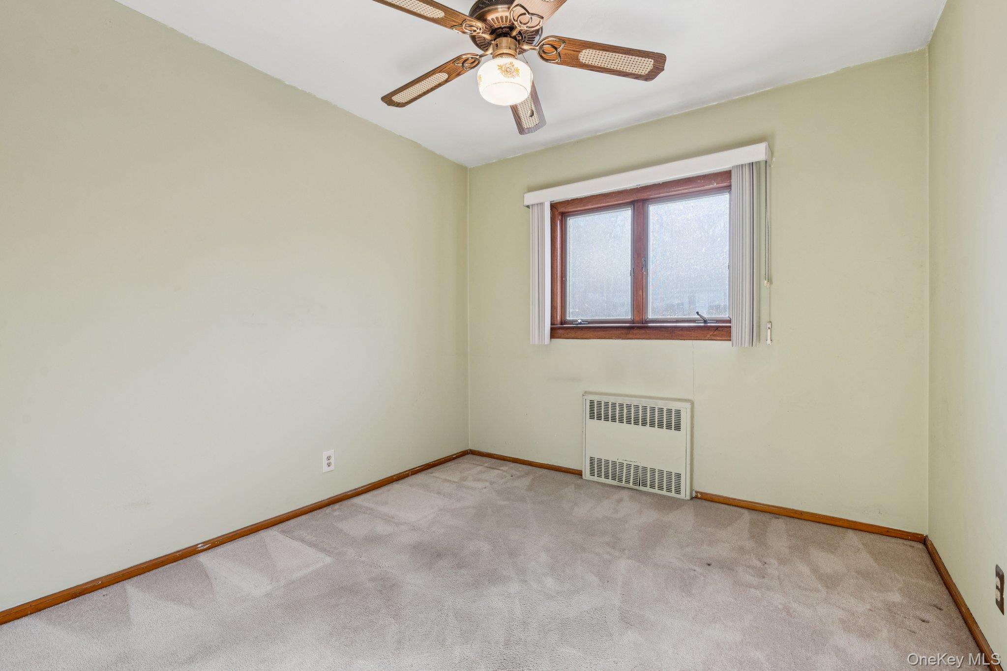 6 Silver Avenue, Huntington Station, NY 11746